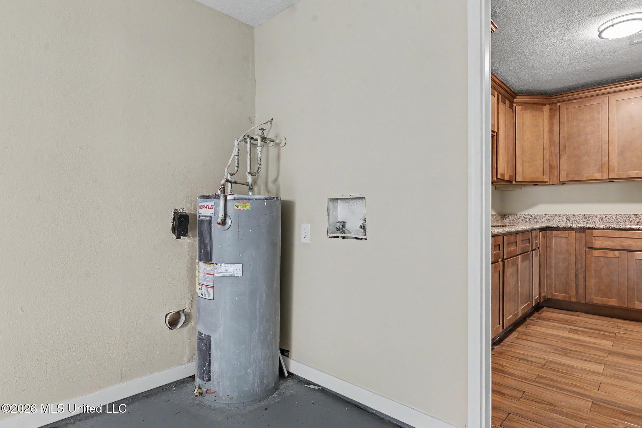 1 Oxford Drive Property Photo 18