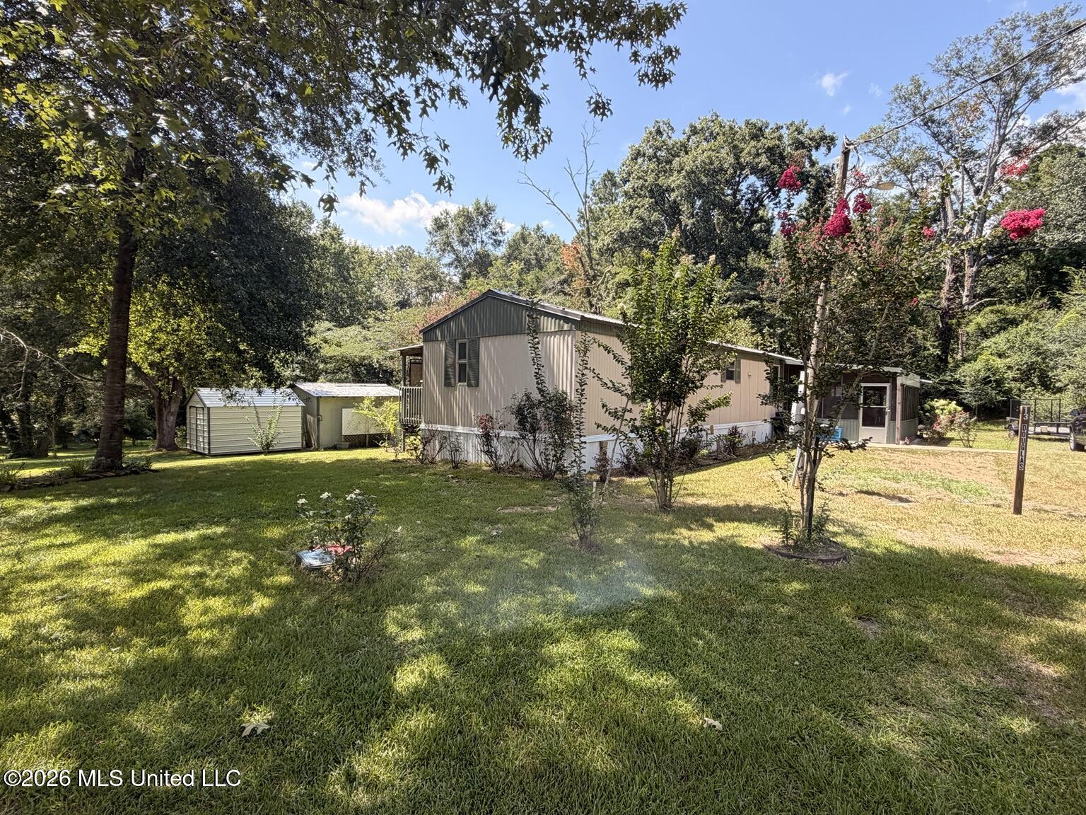 13 Douglas Circle
