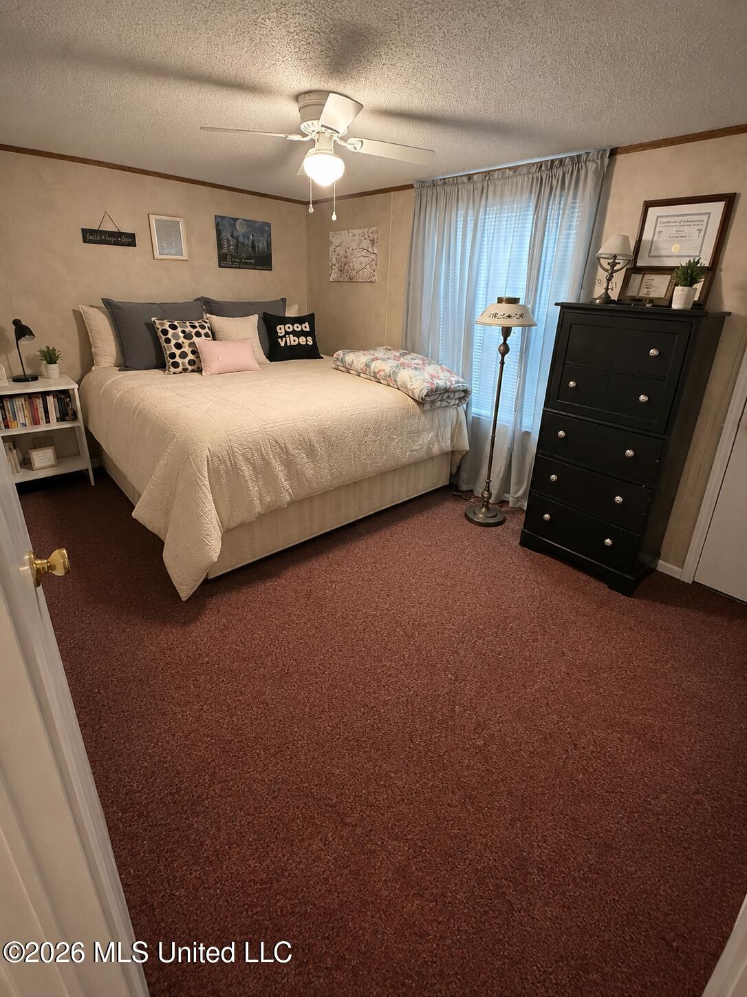 13 Douglas Circle Property Photo 10