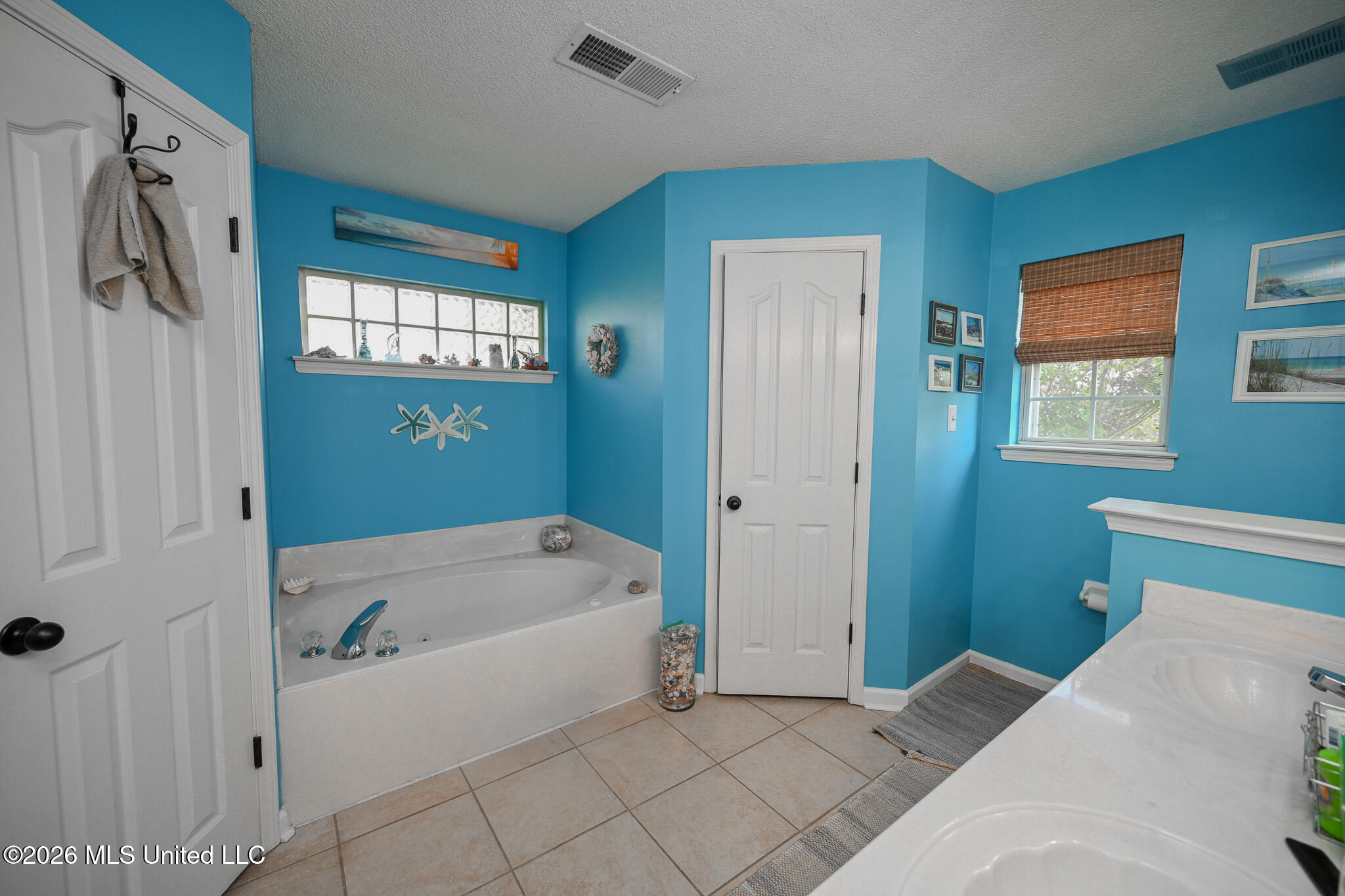 6681 Crystal Drive Property Photo 27