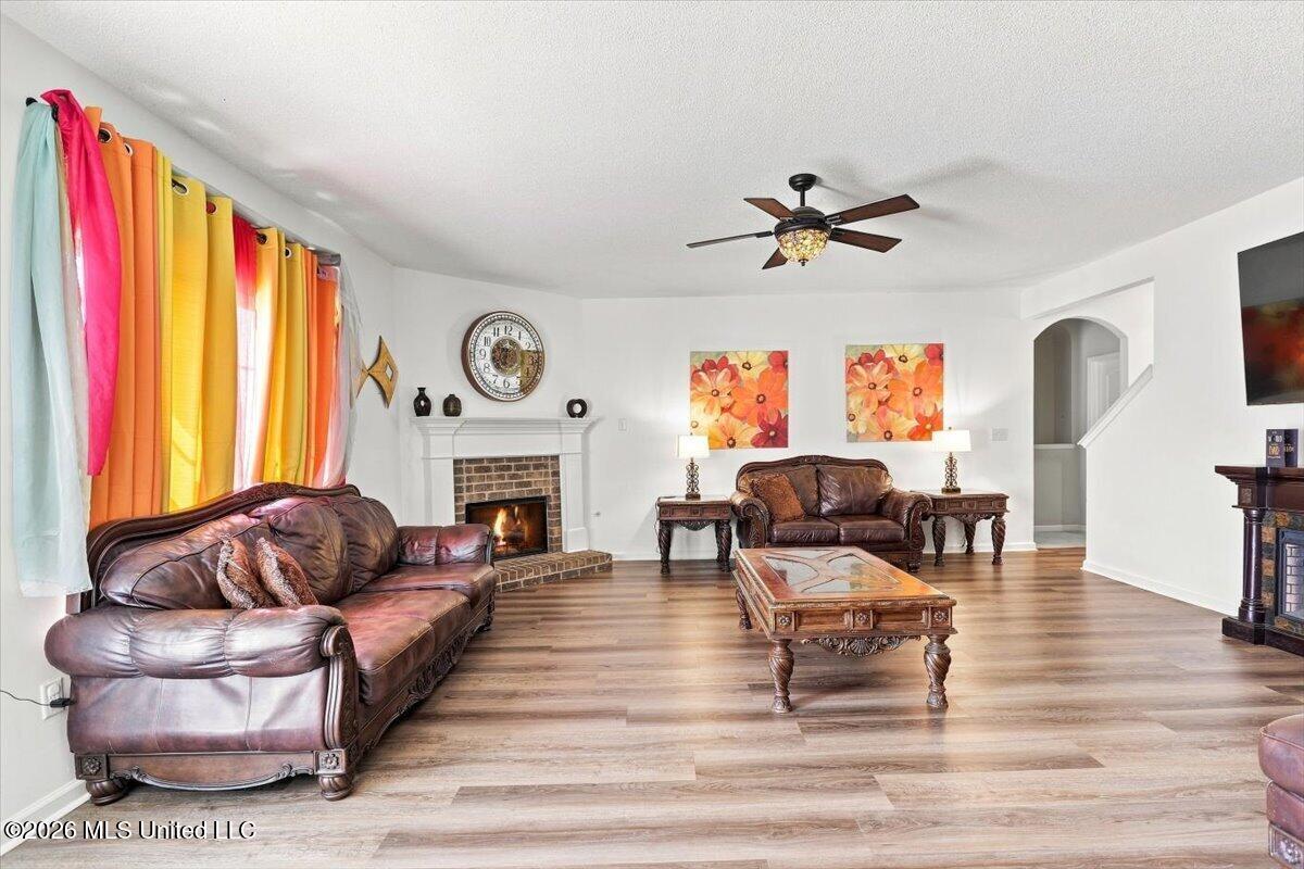5932 Richard Place Drive Property Photo 8