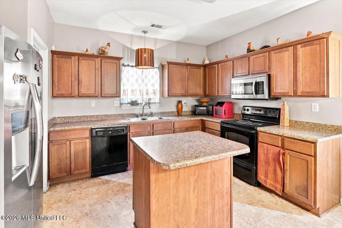 5932 Richard Place Drive Property Photo 12