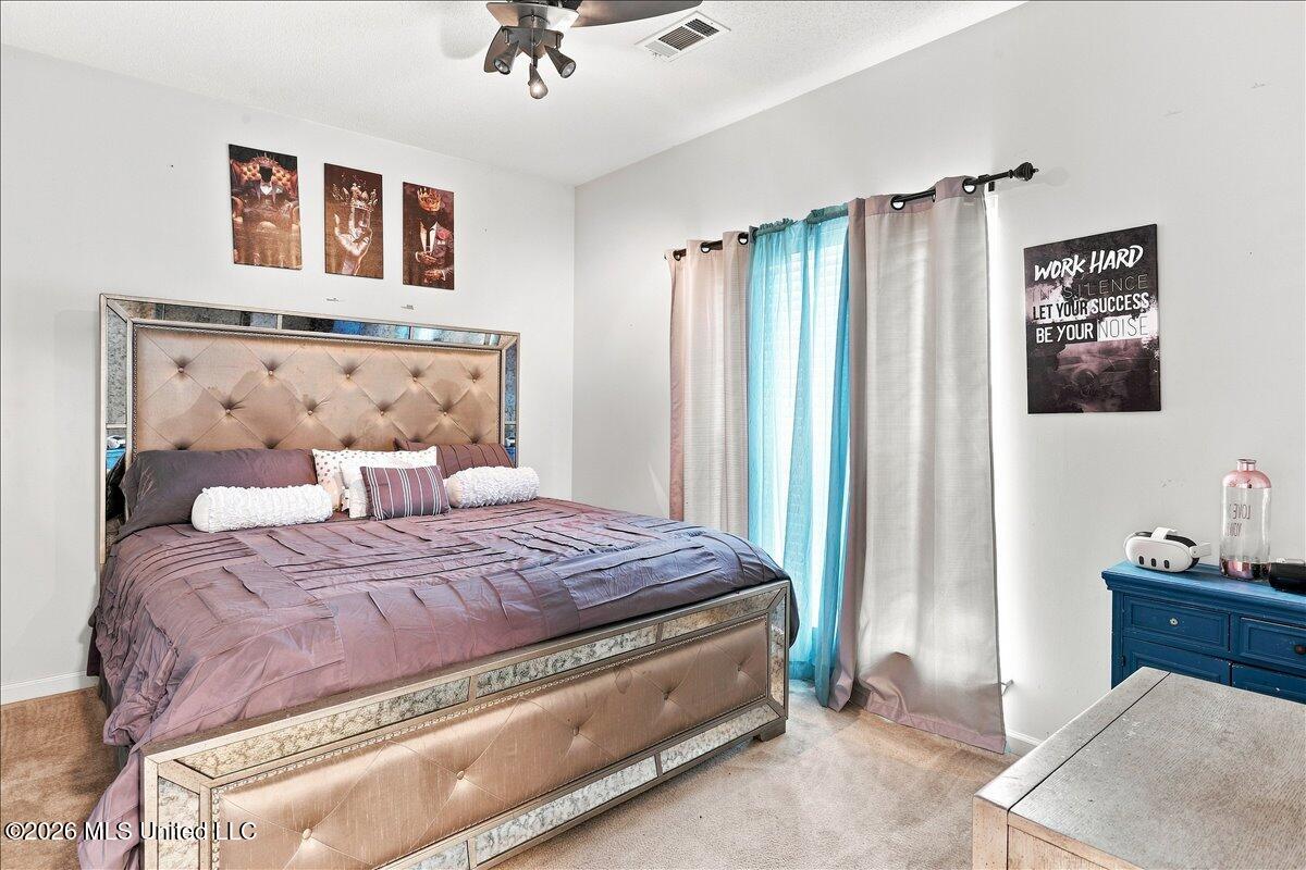5932 Richard Place Drive Property Photo 14