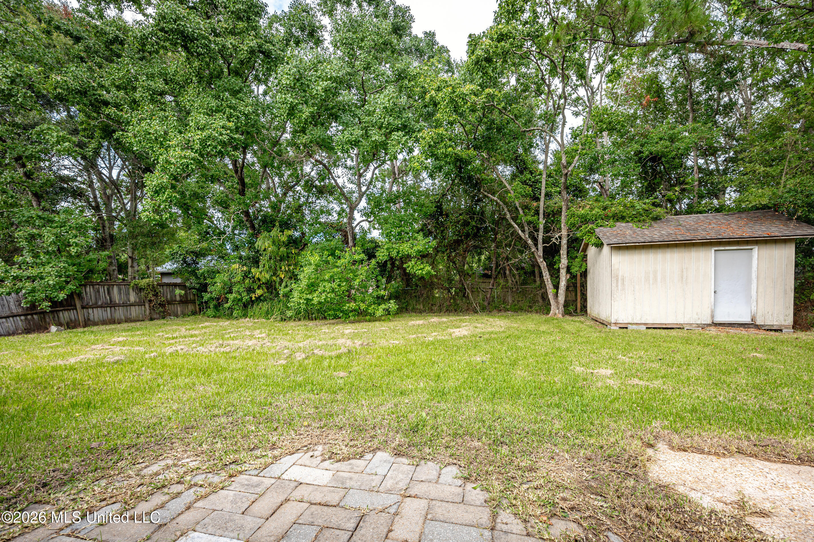 2840 Gardendale Avenue Property Photo 6