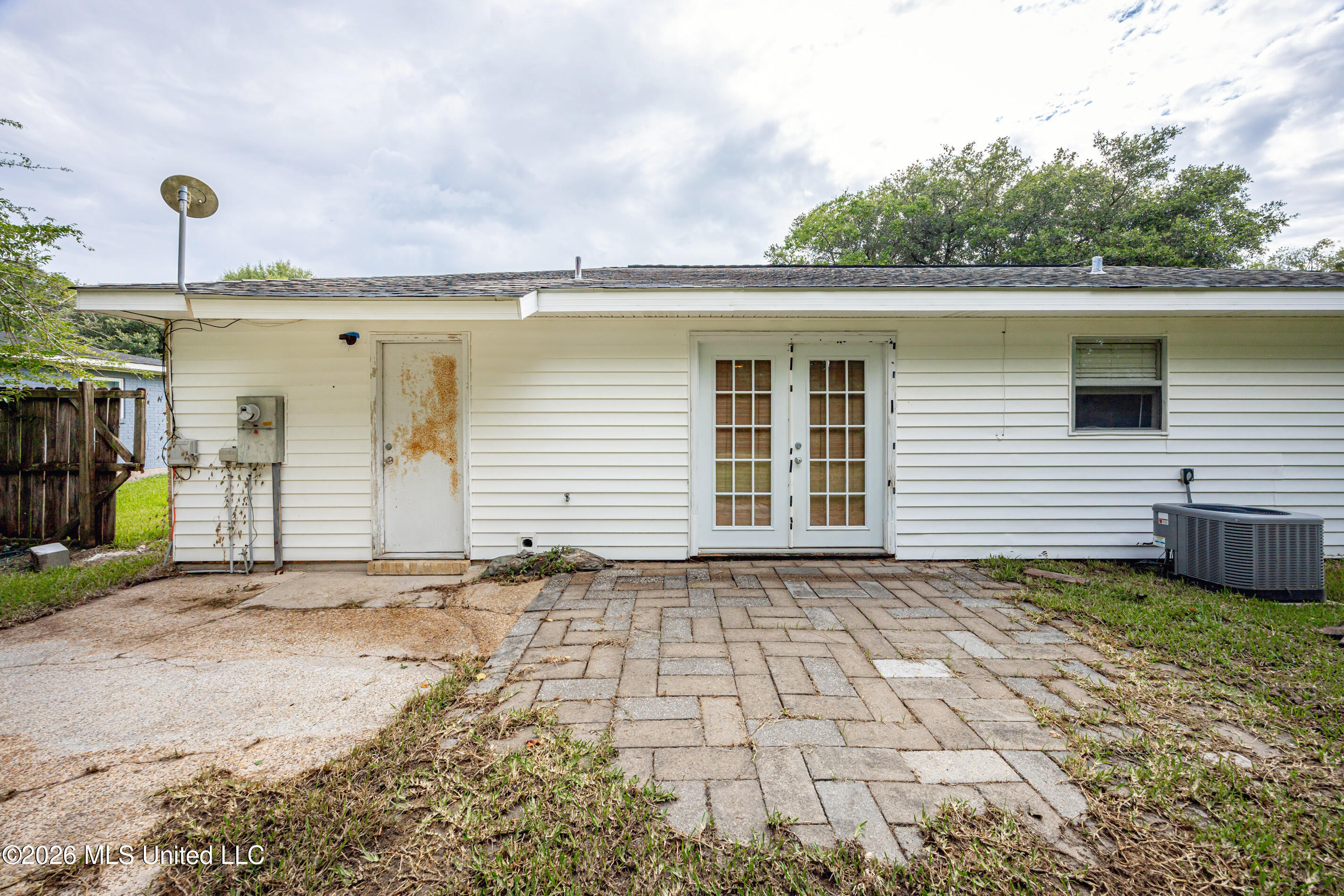 2840 Gardendale Avenue Property Photo 7