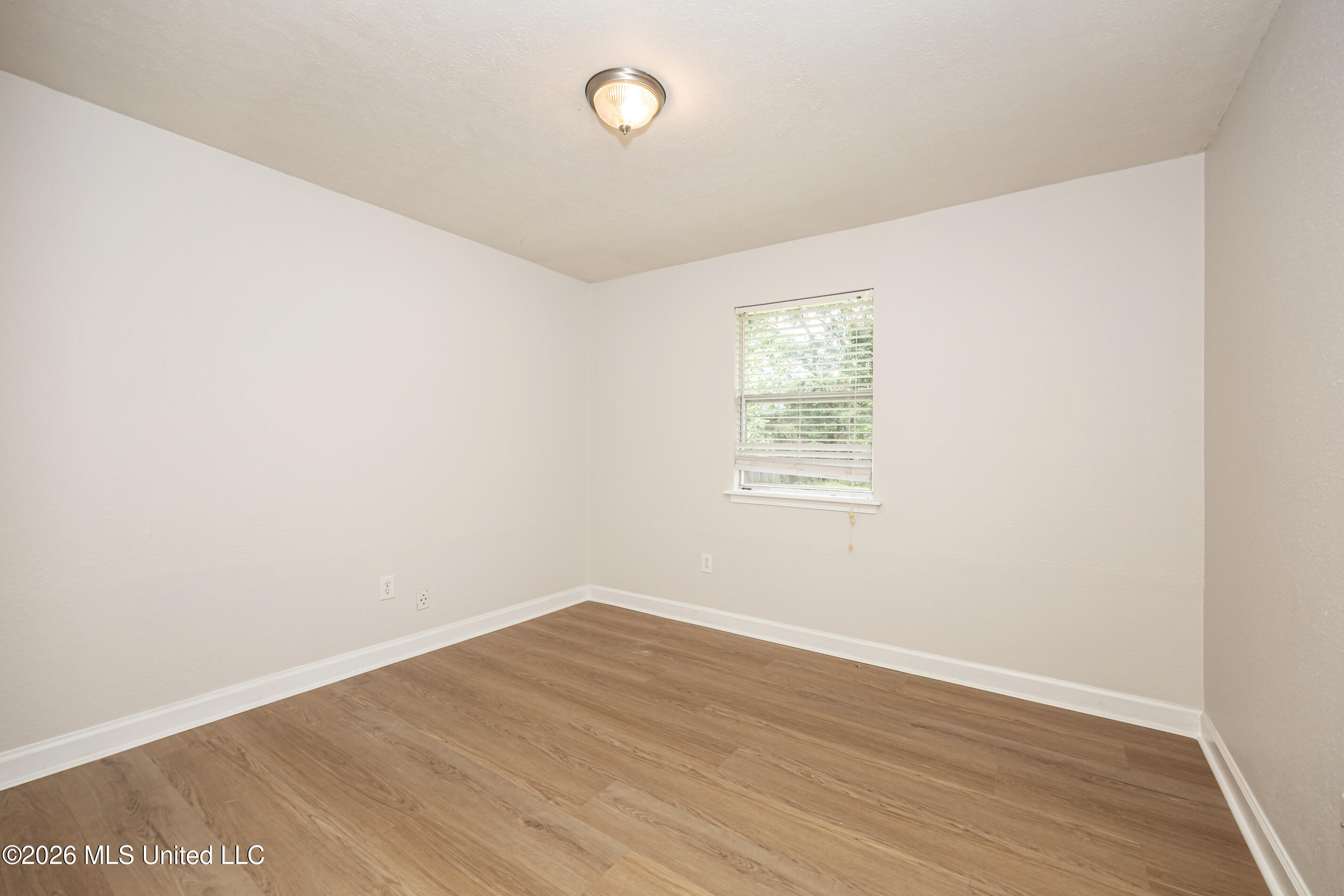 2840 Gardendale Avenue Property Photo 35