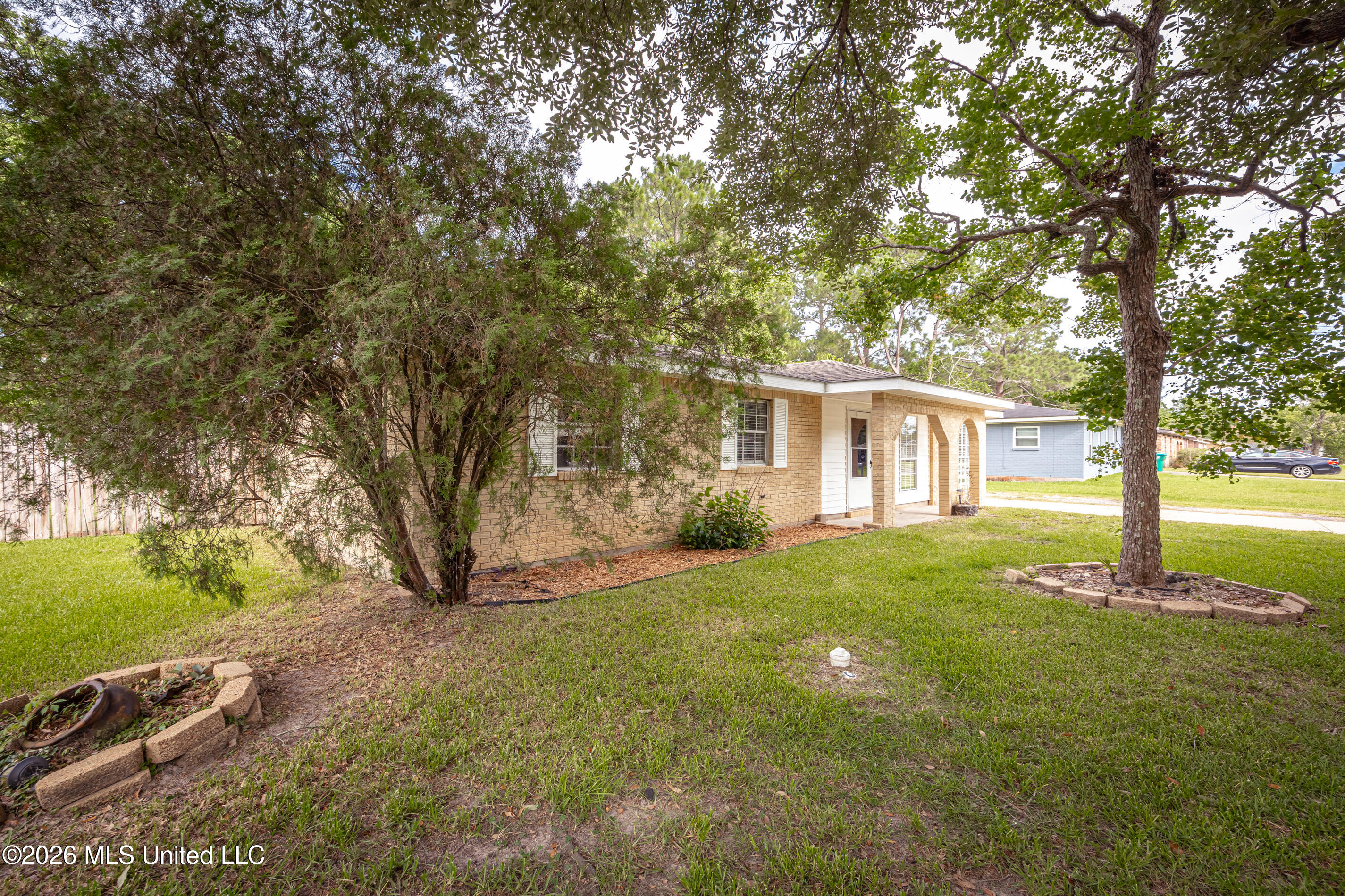 2840 Gardendale Avenue Property Photo 38