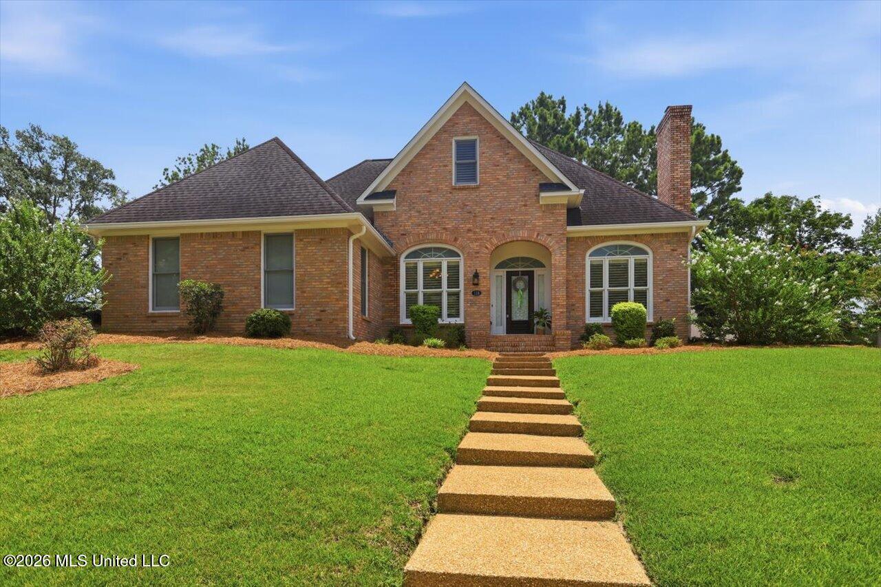 118 Parkside Drive Property Photo 1