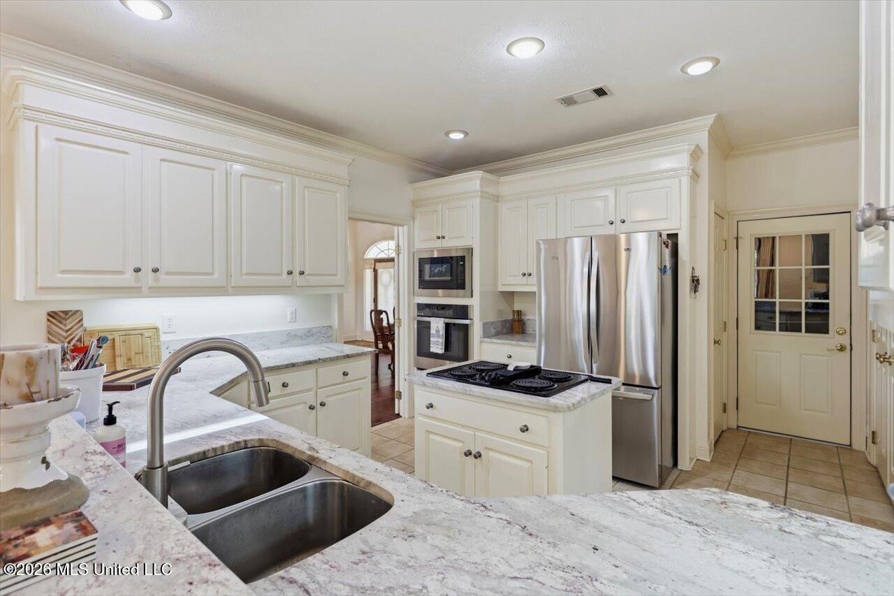 118 Parkside Drive Property Photo 14