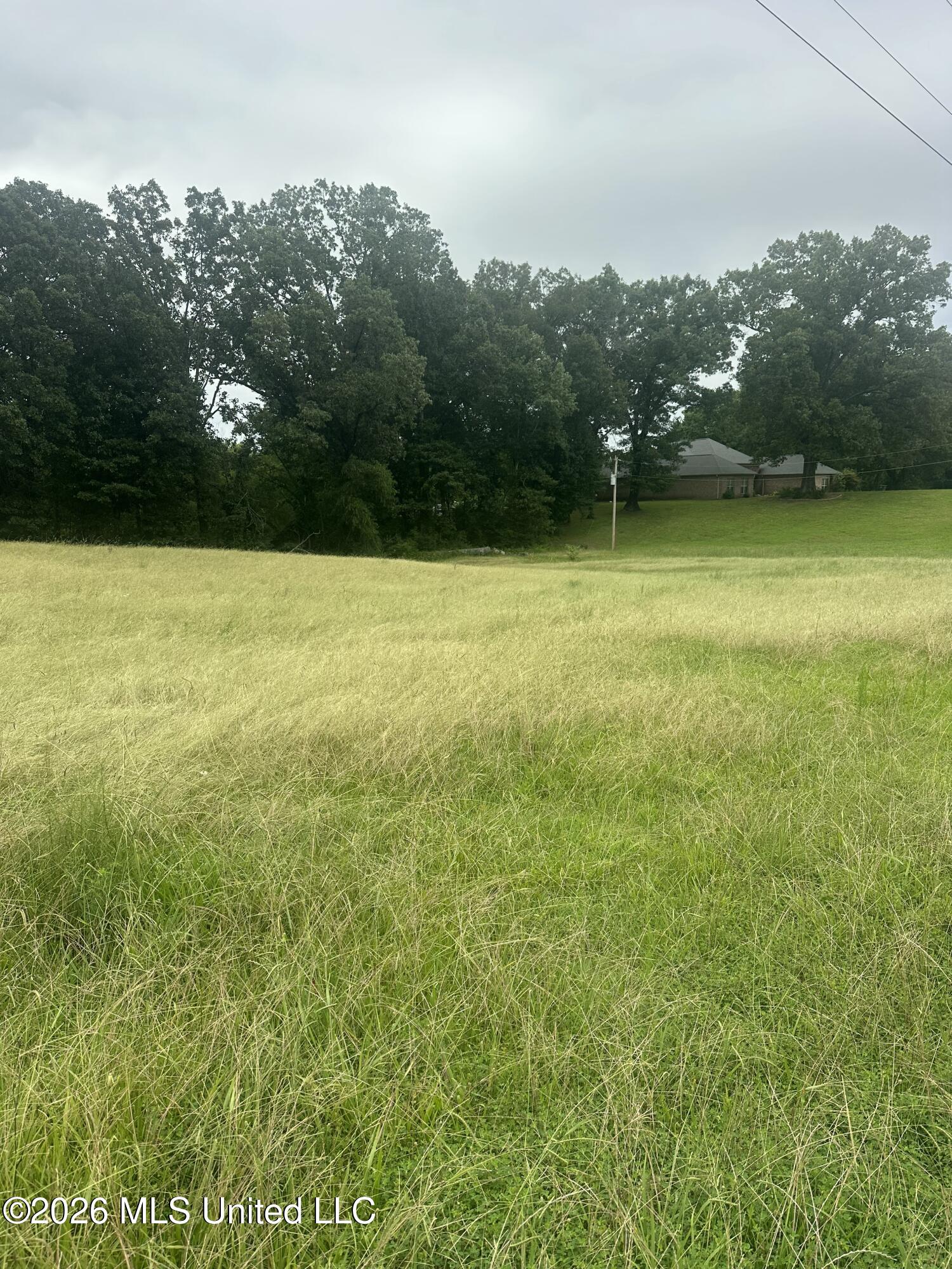 Landen Circle Property Photo 3