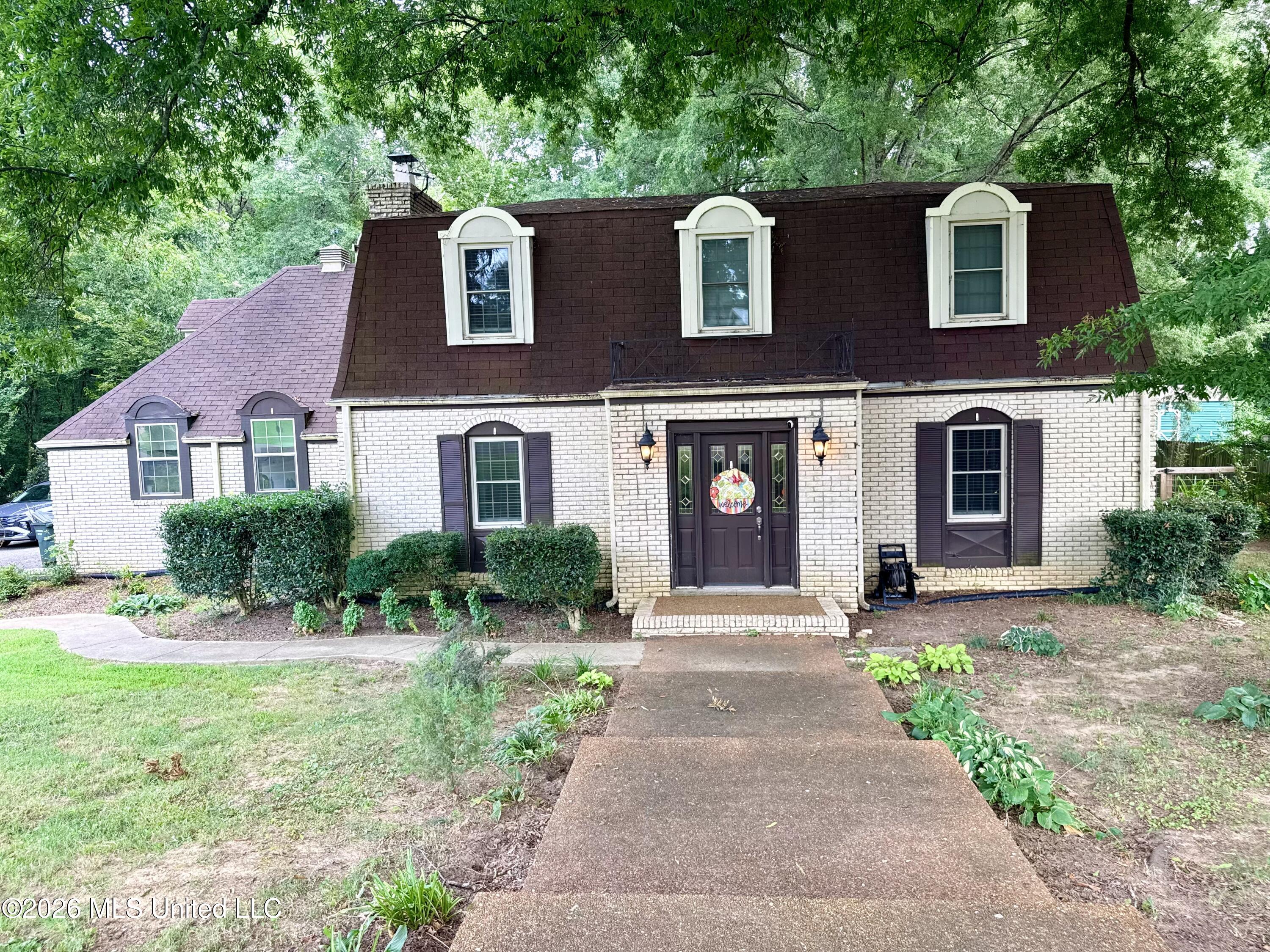 109 Brookside Drive Property Photo 1