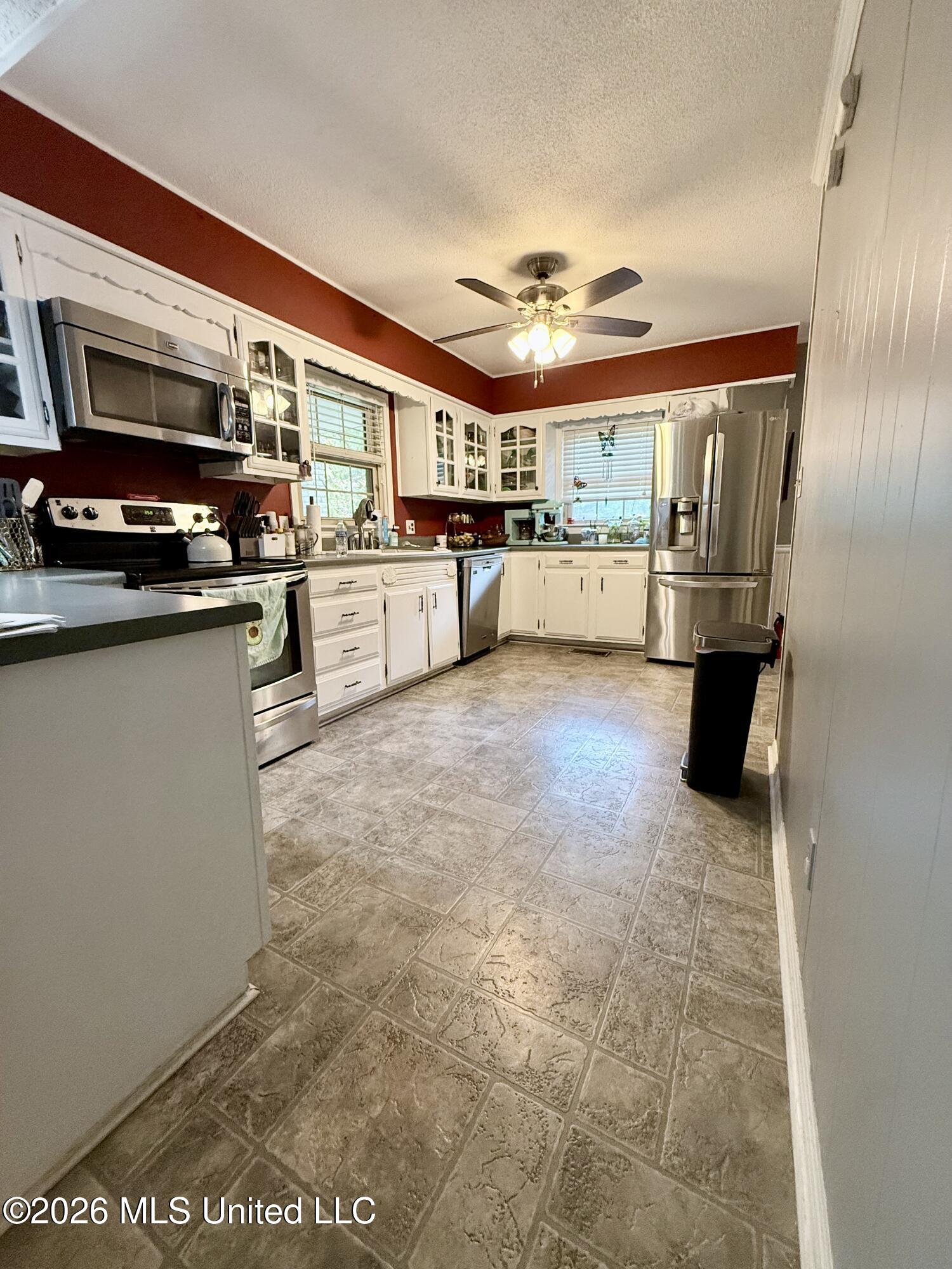 109 Brookside Drive Property Photo 12