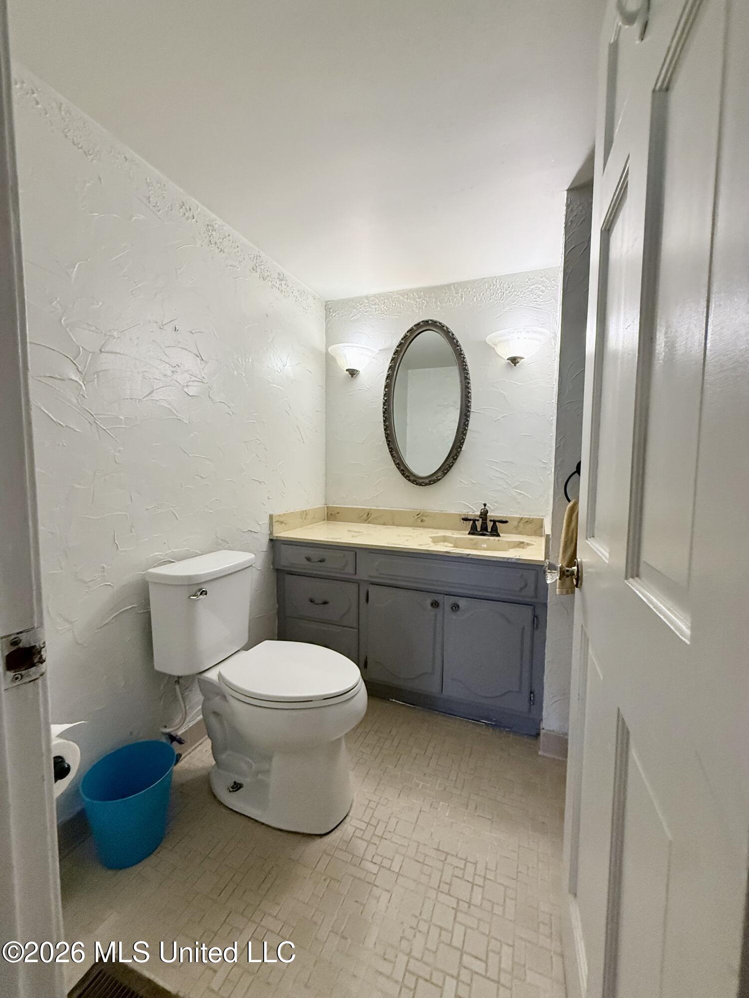 109 Brookside Drive Property Photo 13
