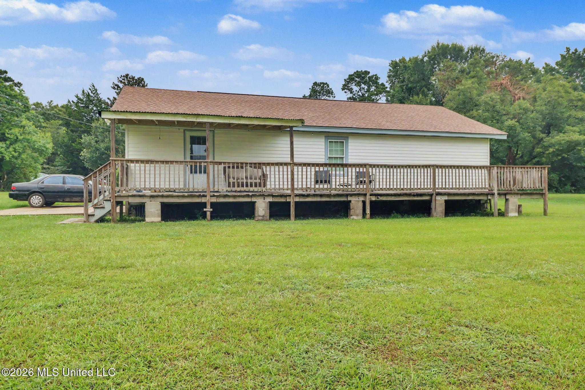 6066 Stacey Lane Property Photo 1