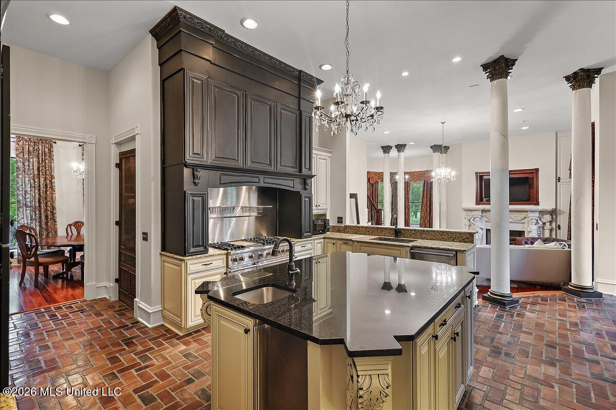 122 Old Orchard Road Property Photo 8