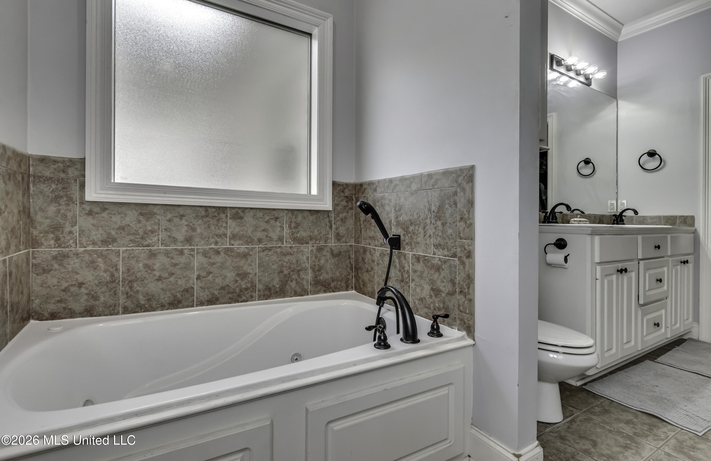 244 Greenfield Ridge Drive Property Photo 27