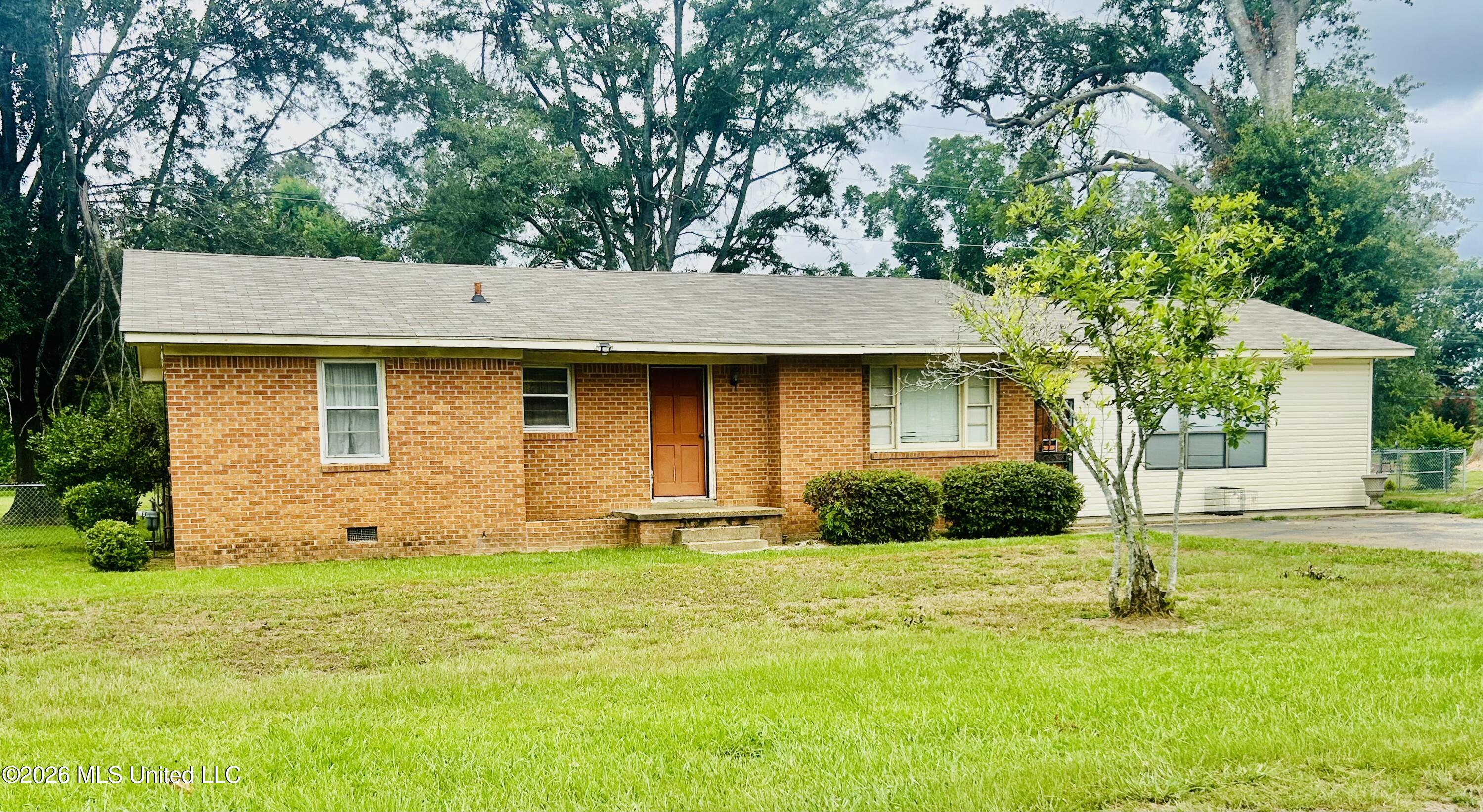 14081 Browning Road 520 Property Photo 2