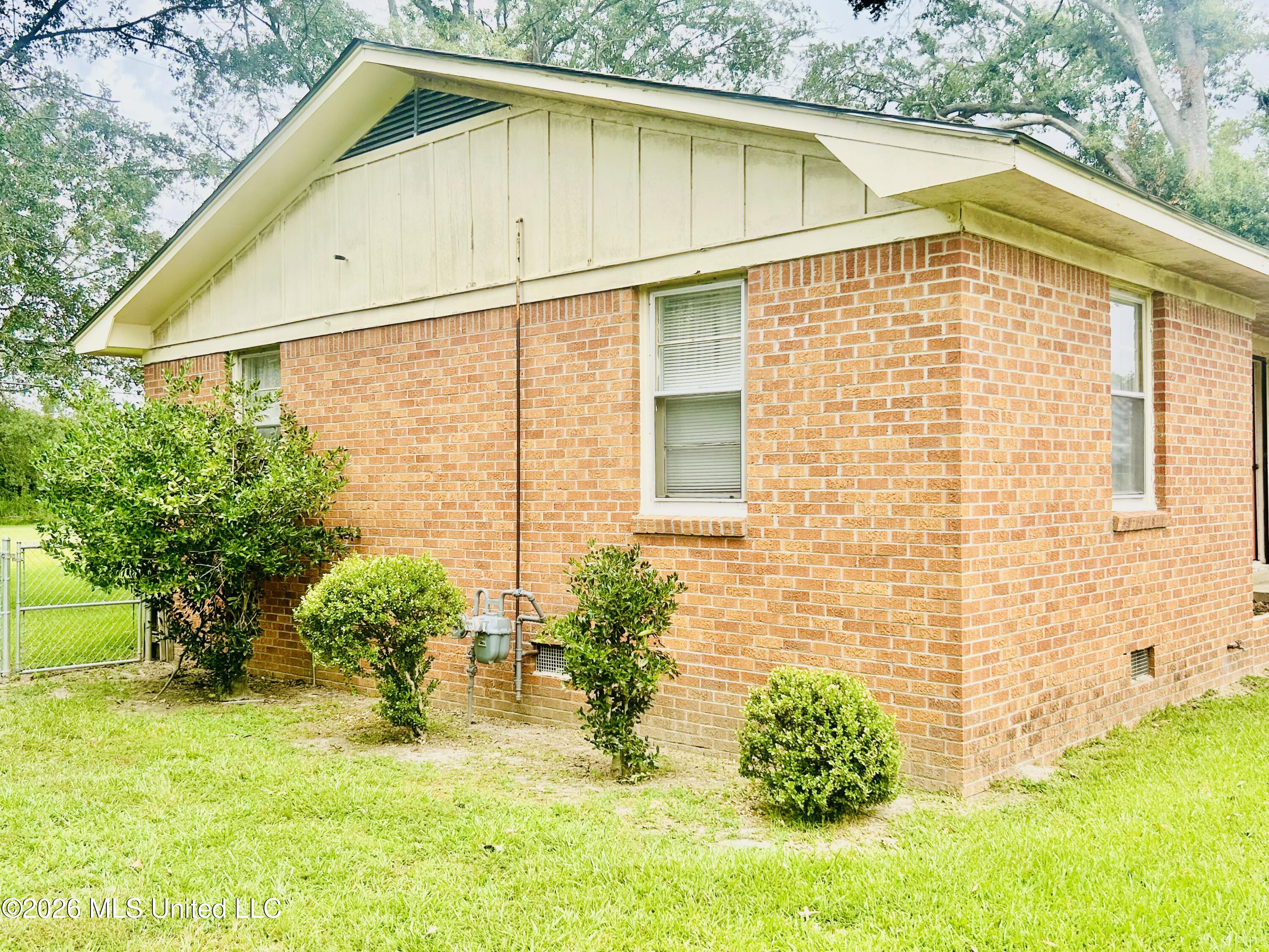 14081 Browning Road 520 Property Photo 4