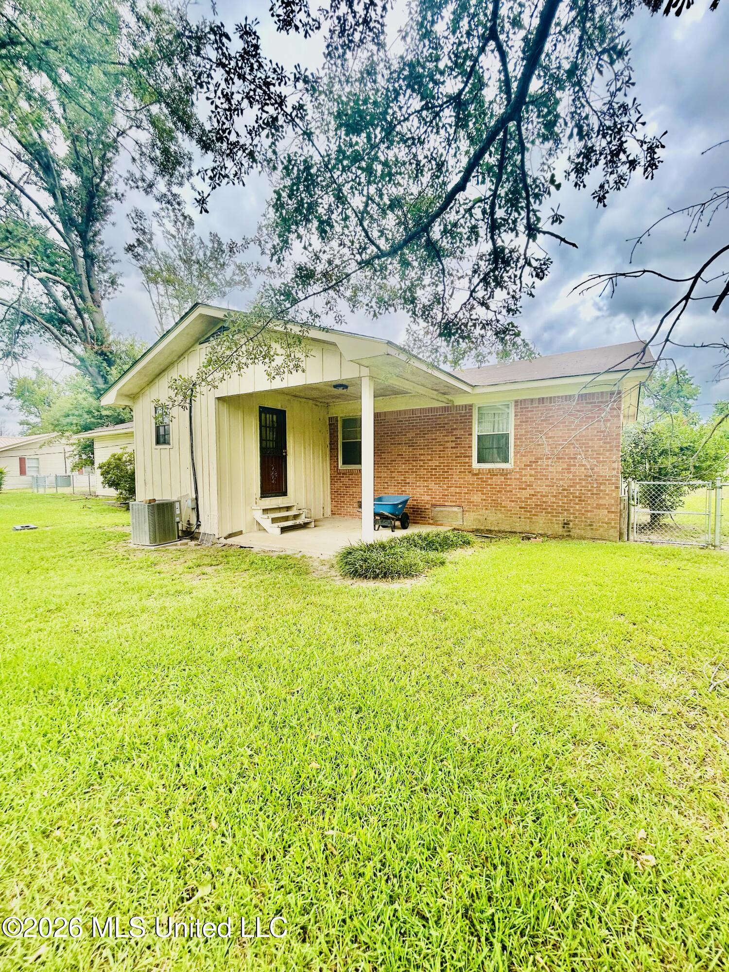 14081 Browning Road 520 Property Photo 6