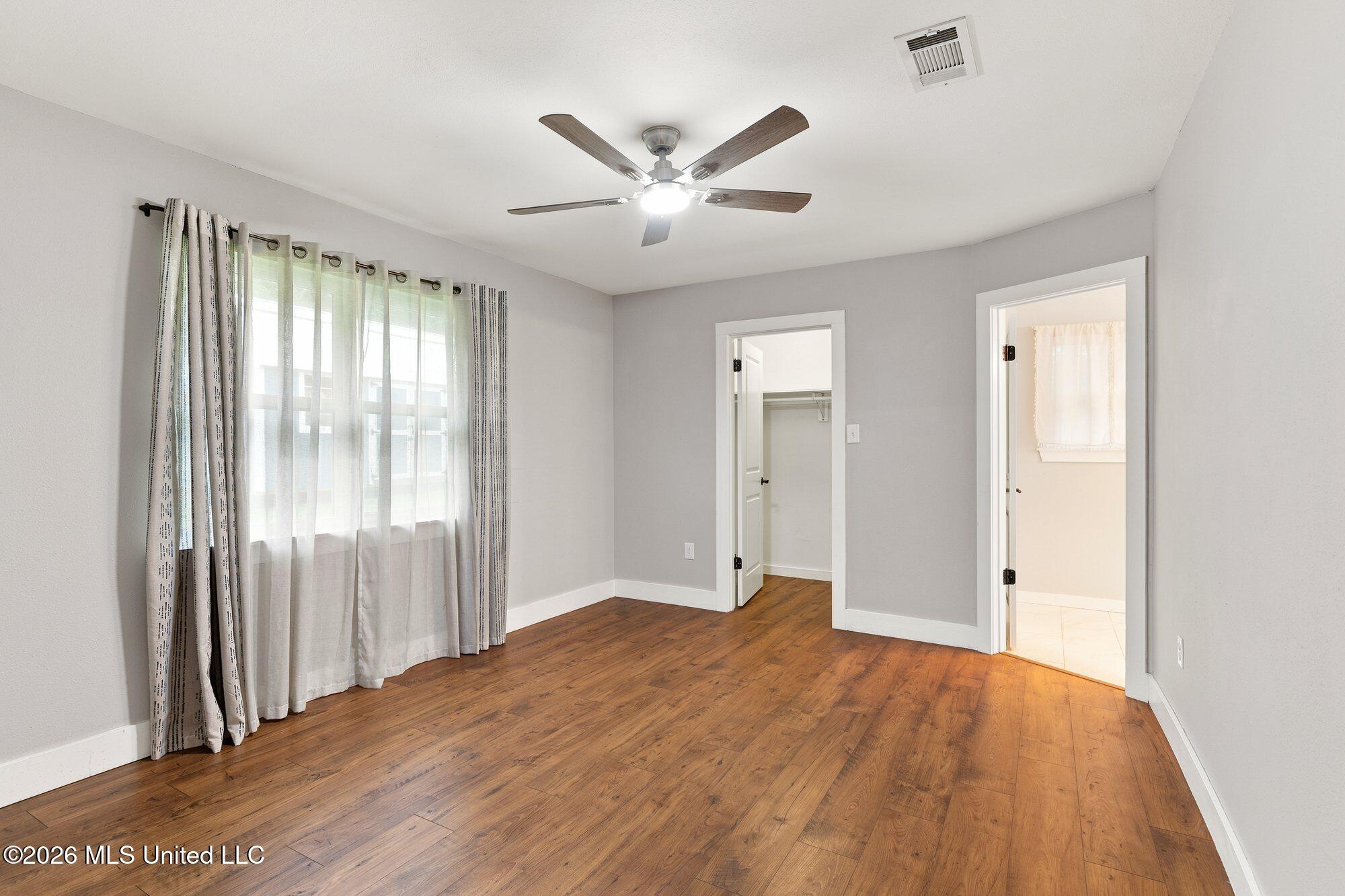 8715 Pine Ridge Boulevard Property Photo 11
