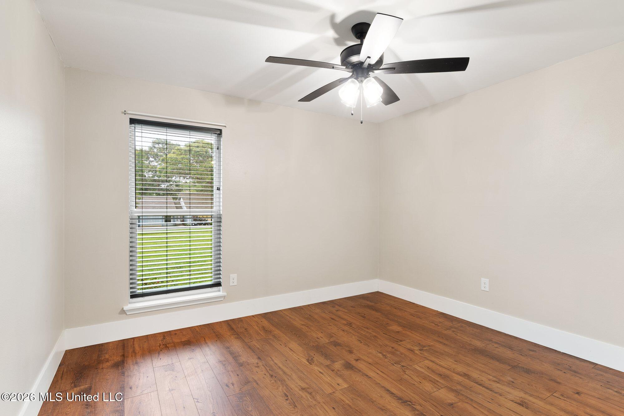 8715 Pine Ridge Boulevard Property Photo 16