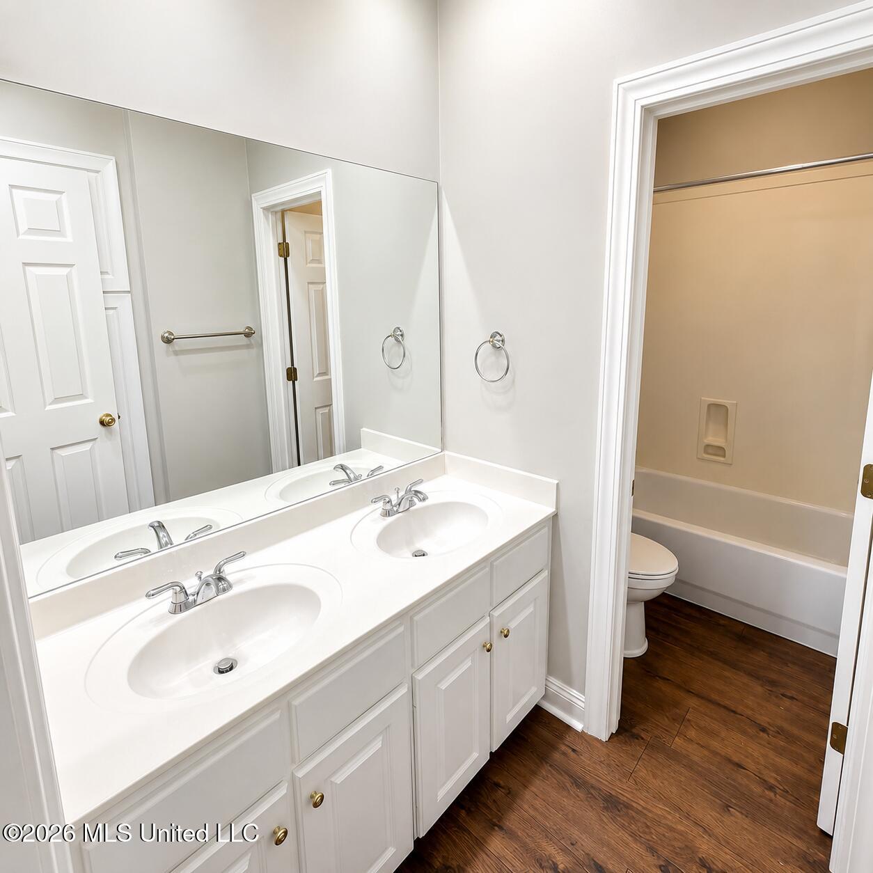 101 Stonebridge Lane Property Photo 33