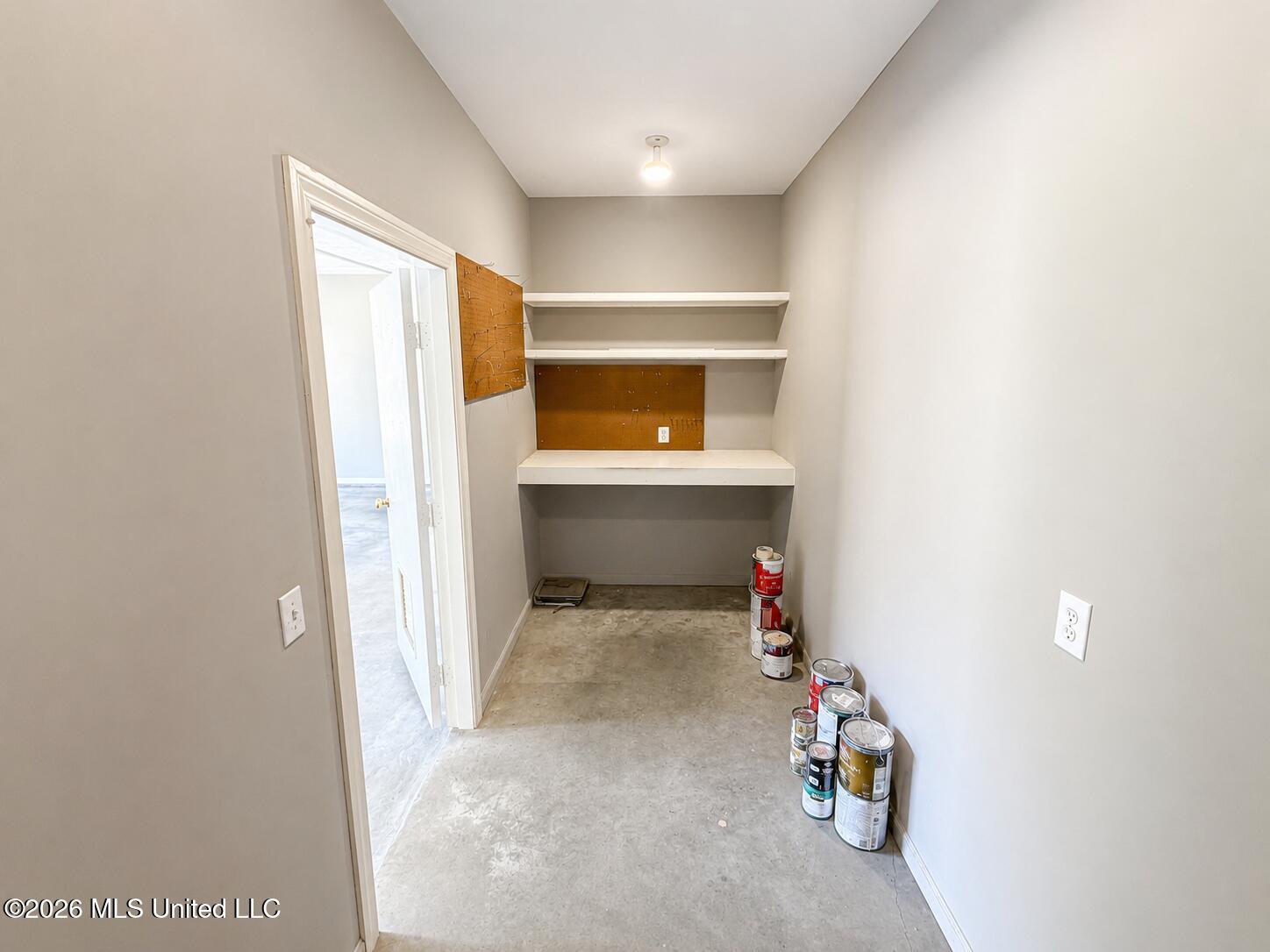 101 Stonebridge Lane Property Photo 37