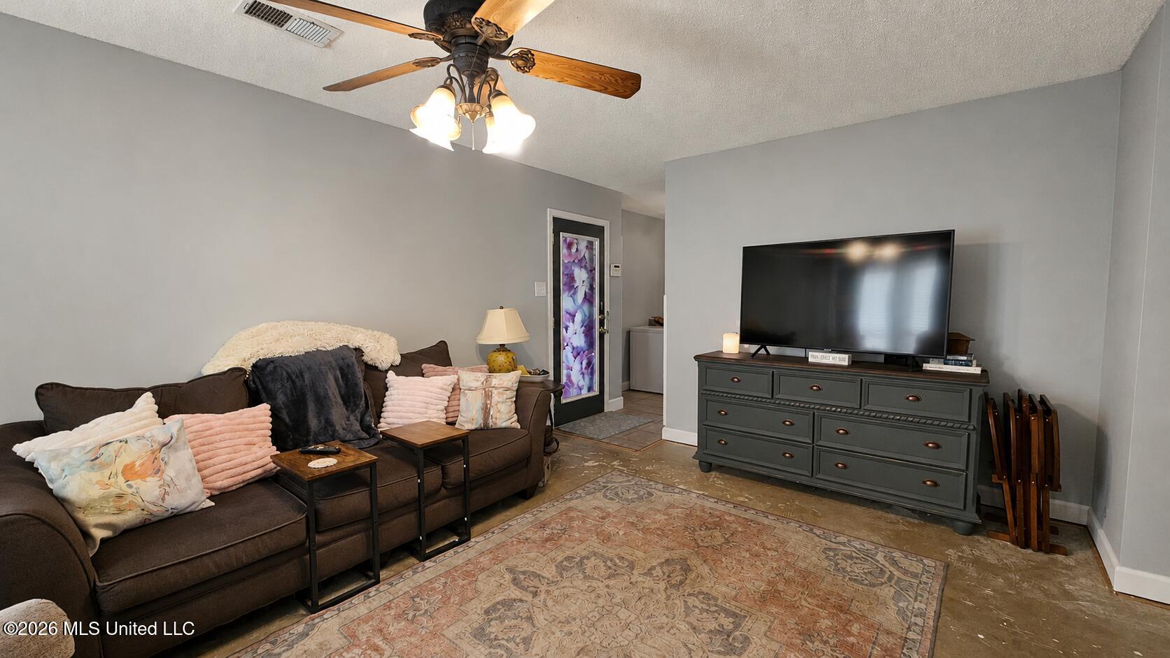8312 Greenbrook Parkway Property Photo 5