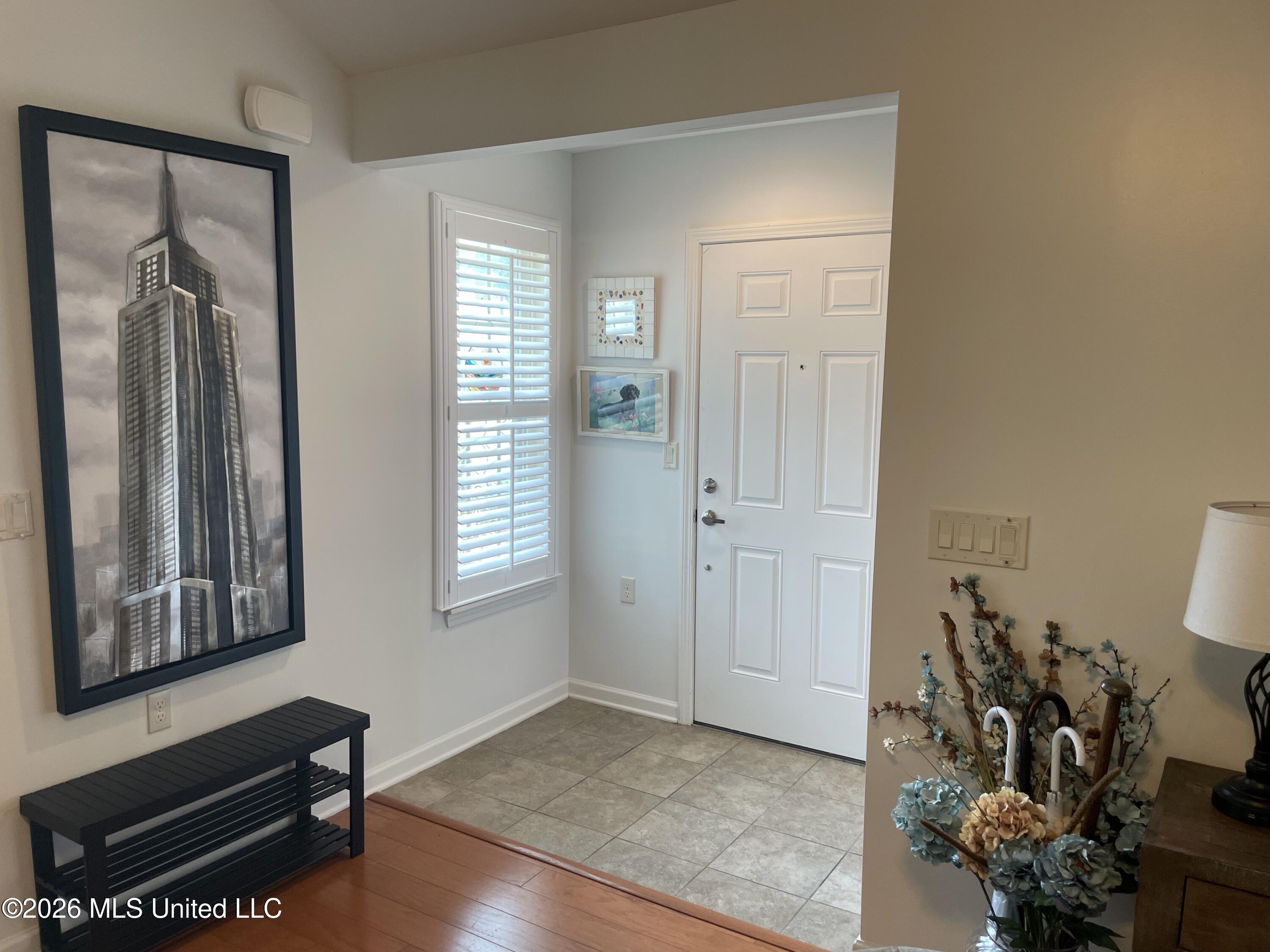 8673 Parkview Oaks Circle Property Photo 5