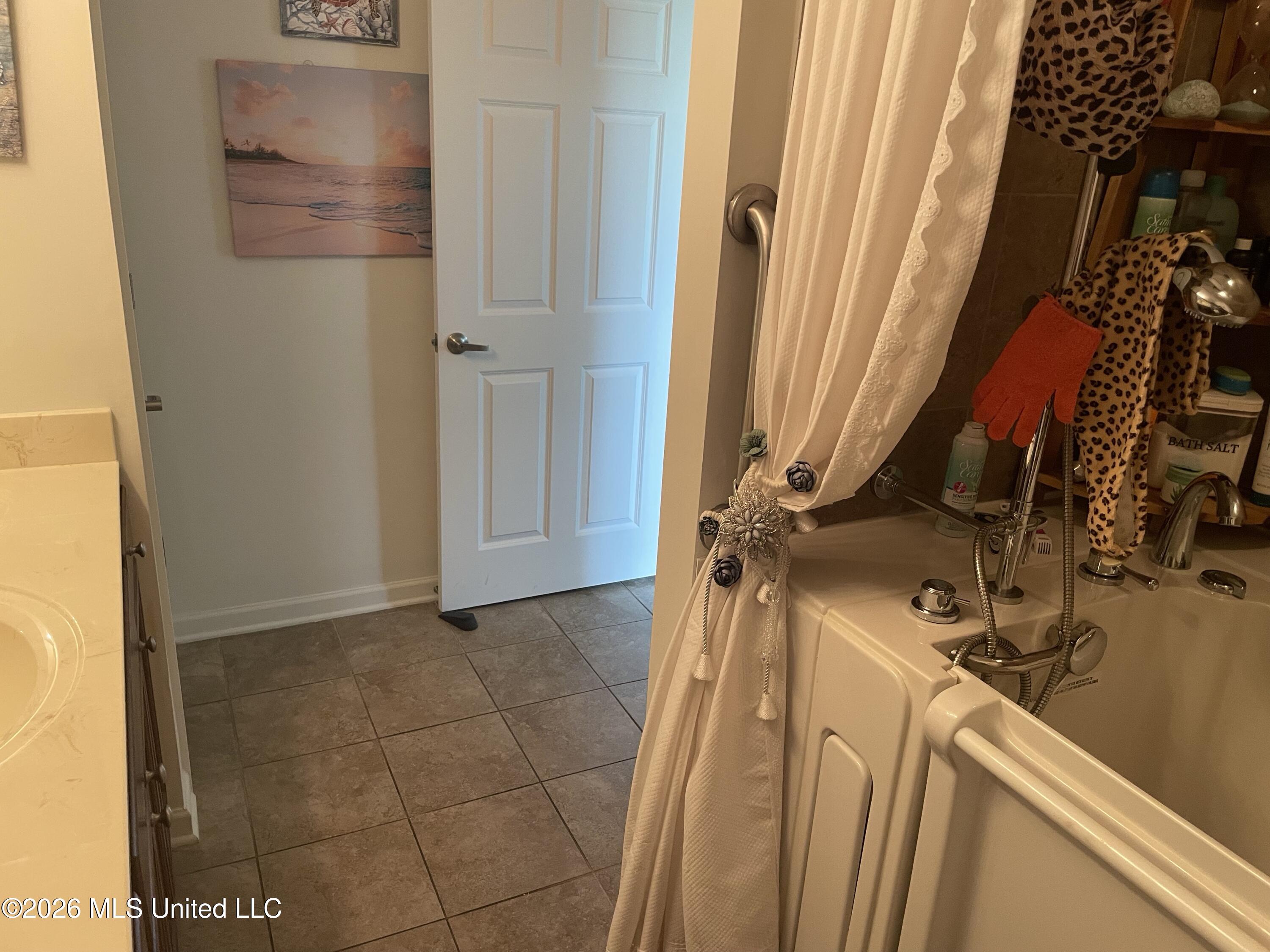 8673 Parkview Oaks Circle Property Photo 28