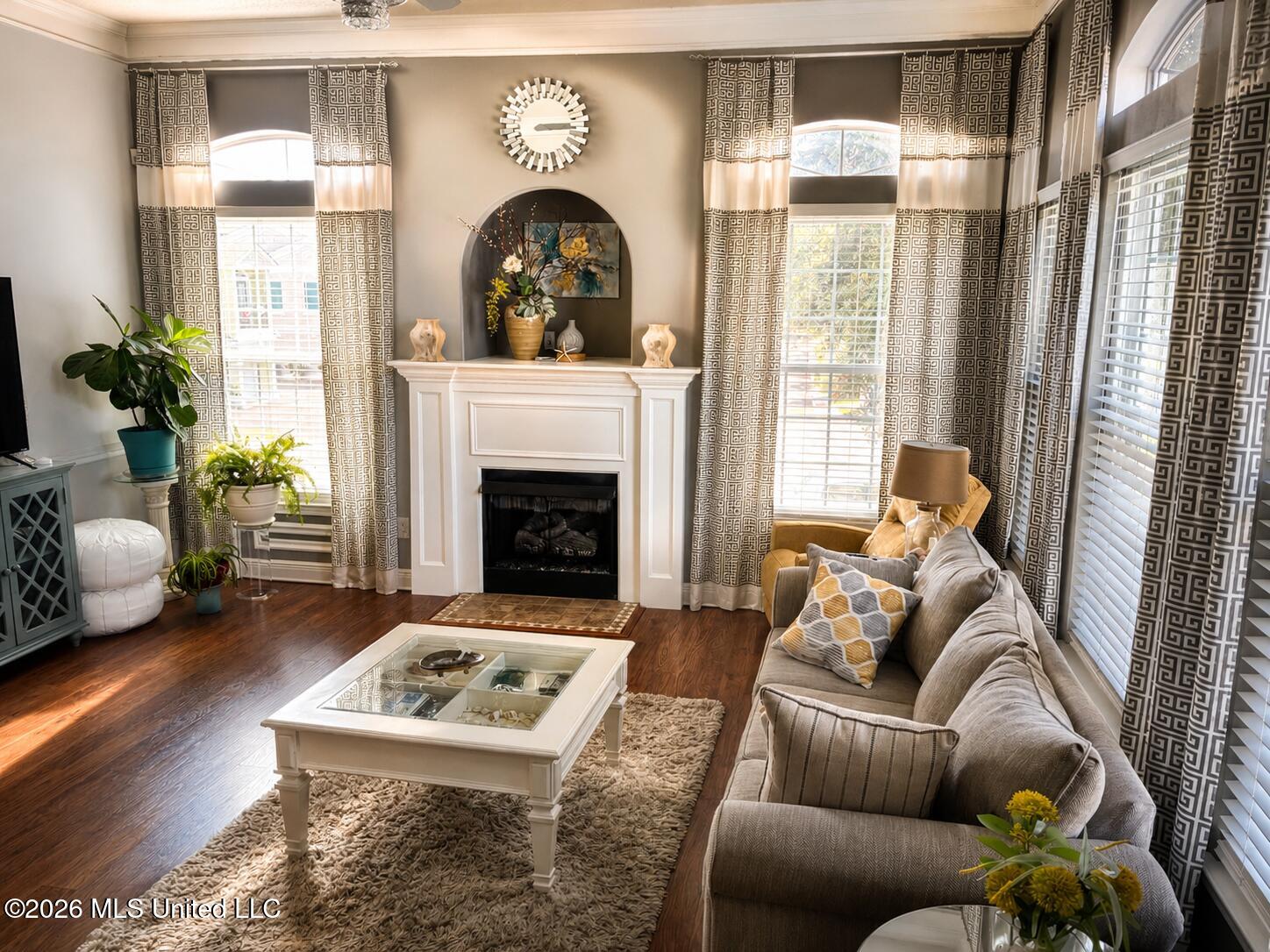 2252 Beach Drive Property Photo 4