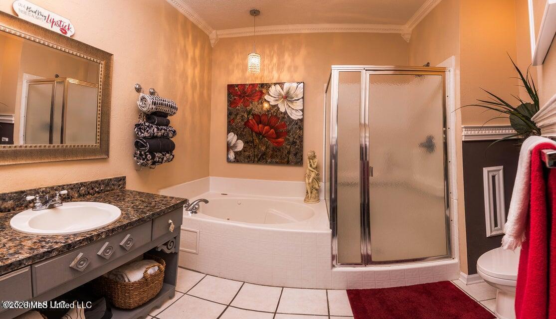 2252 Beach Drive Property Photo 19