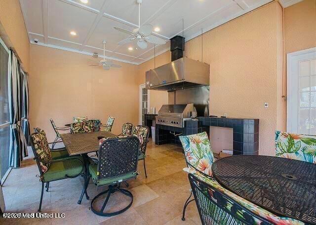 2252 Beach Drive Property Photo 32