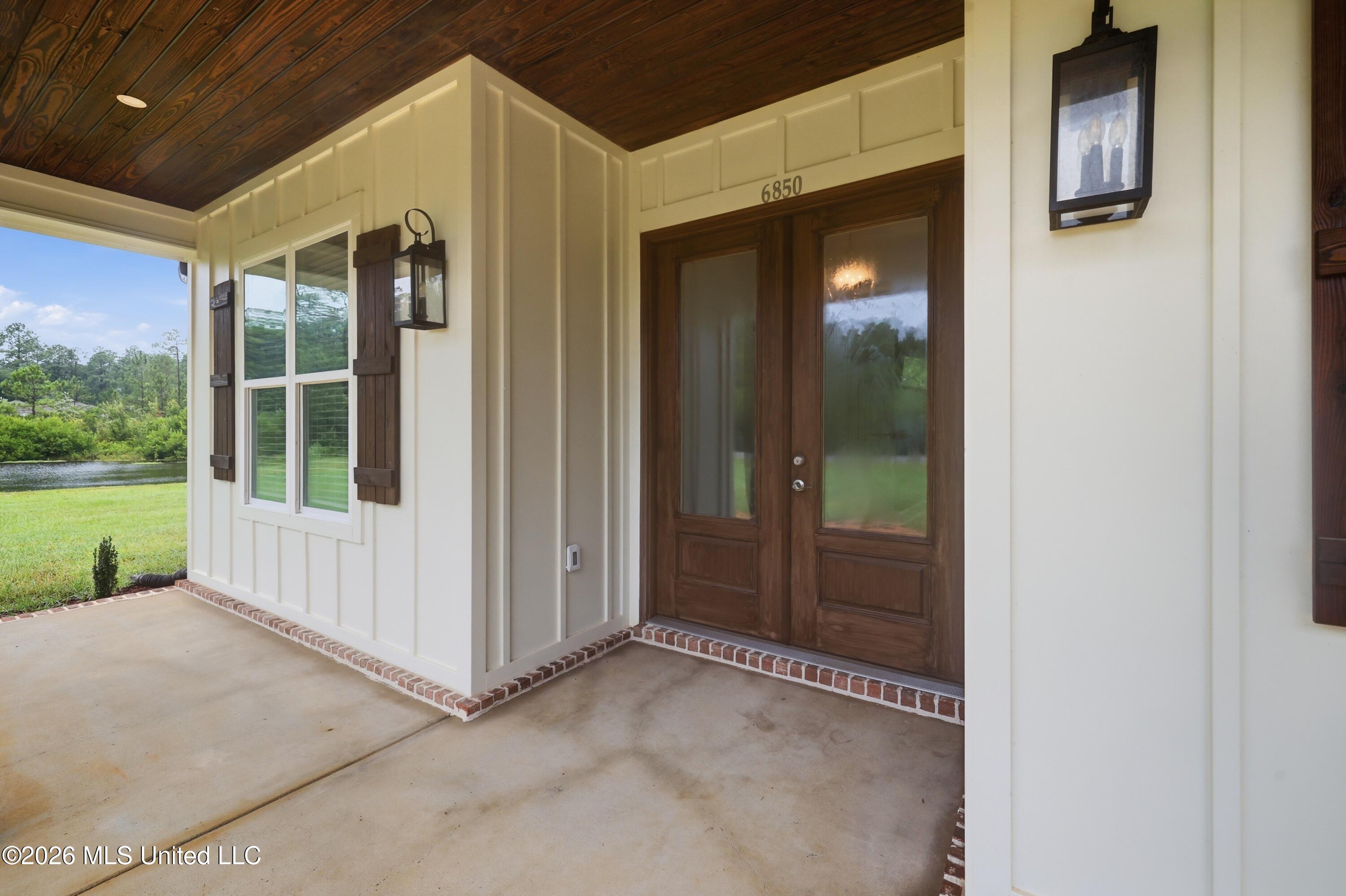 6850 Humphrey Road Property Photo 4