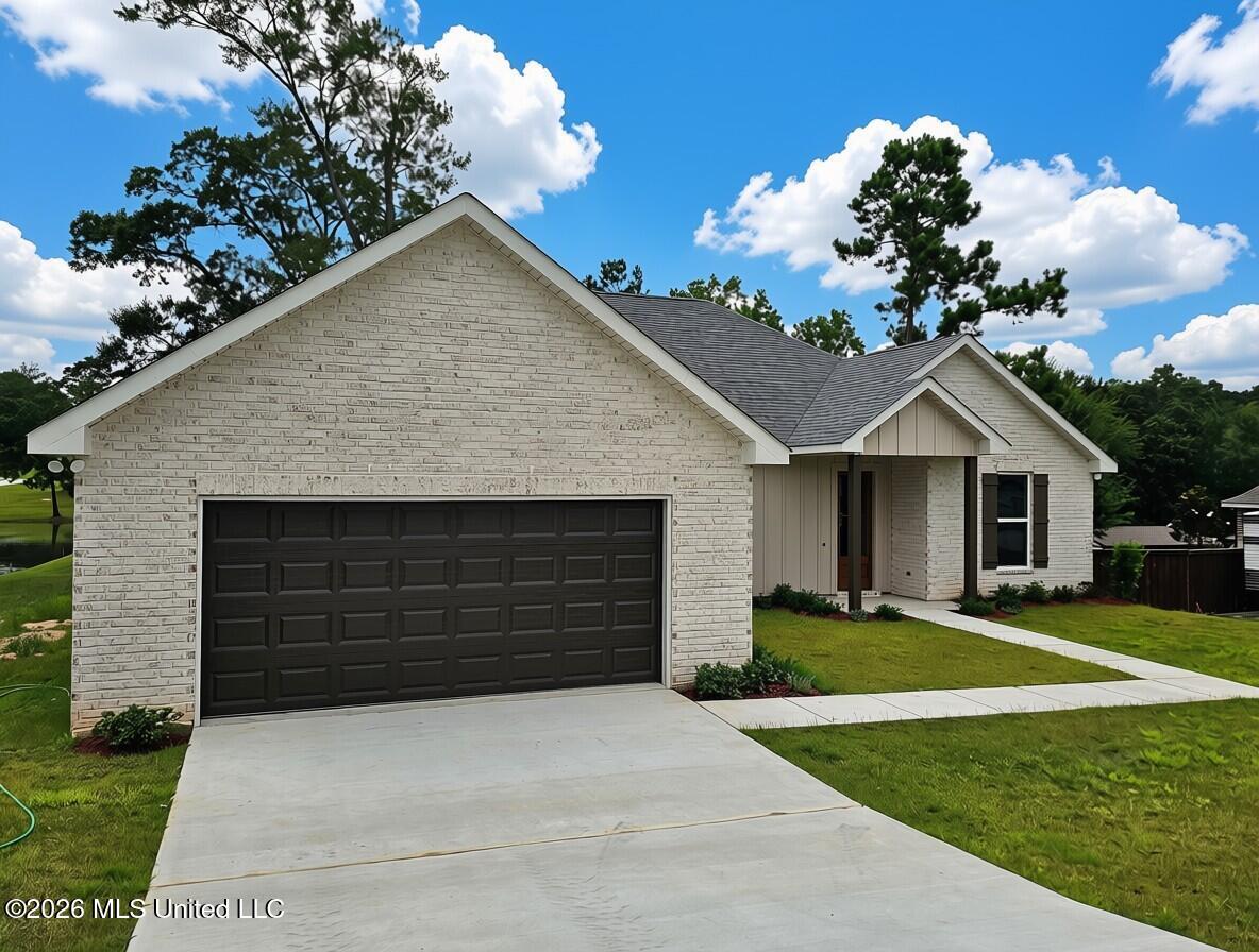 47 Knoll Creek Drive Property Photo 2