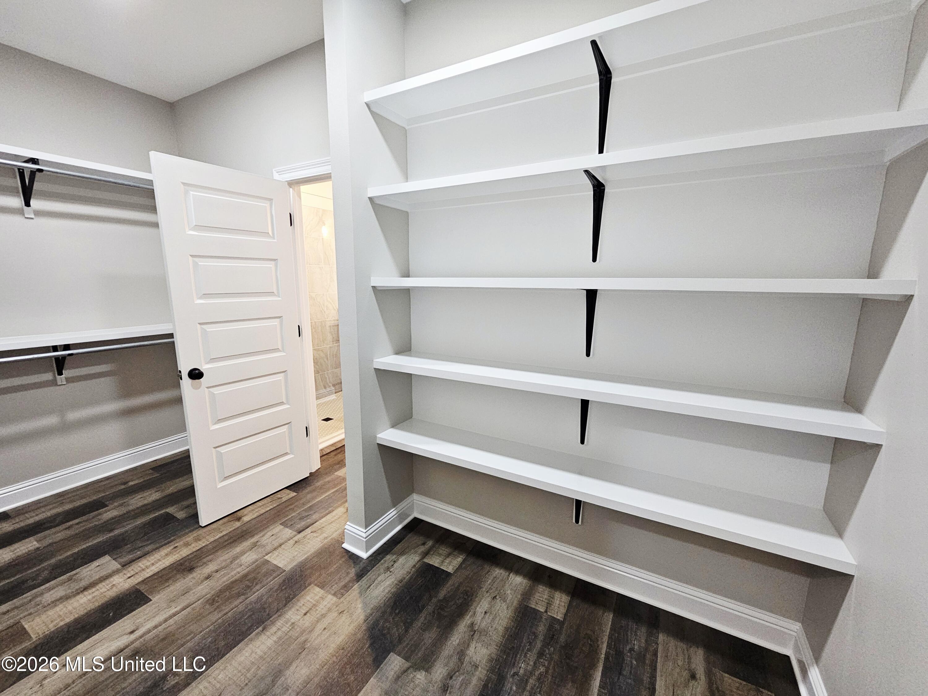 47 Knoll Creek Drive Property Photo 26