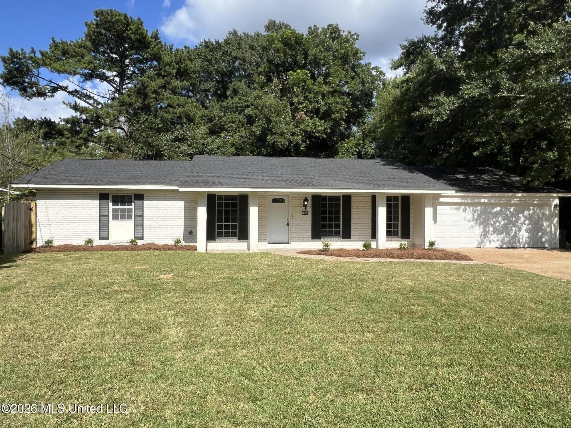 5726 Medallion Drive Property Photo 1
