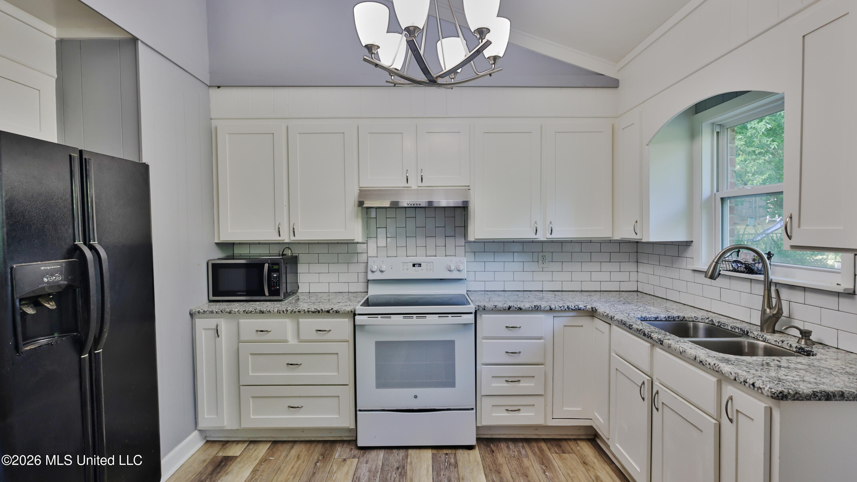 484 Saint Jude Street Property Photo 10