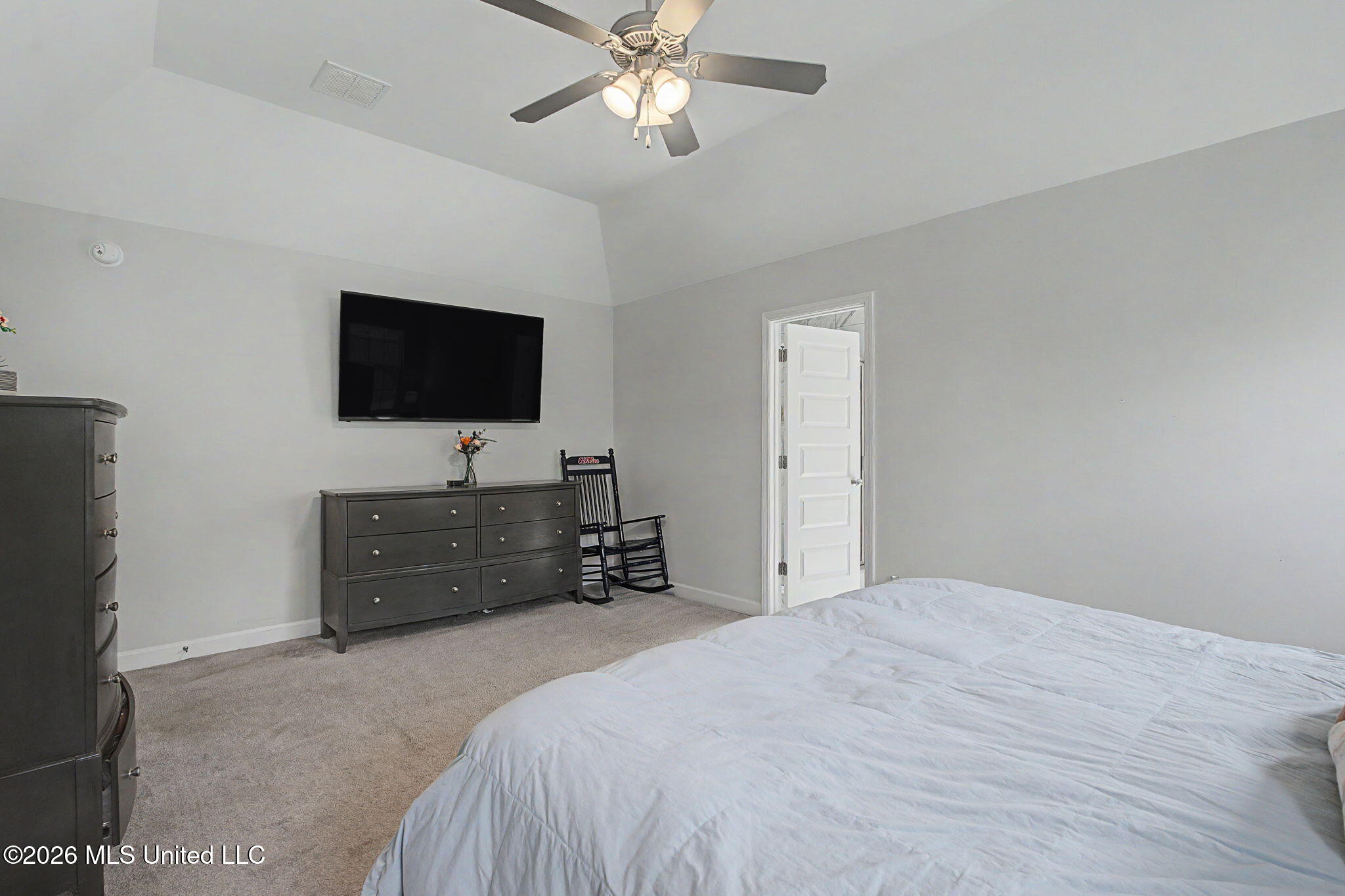 3041 Bryant Street Property Photo 17