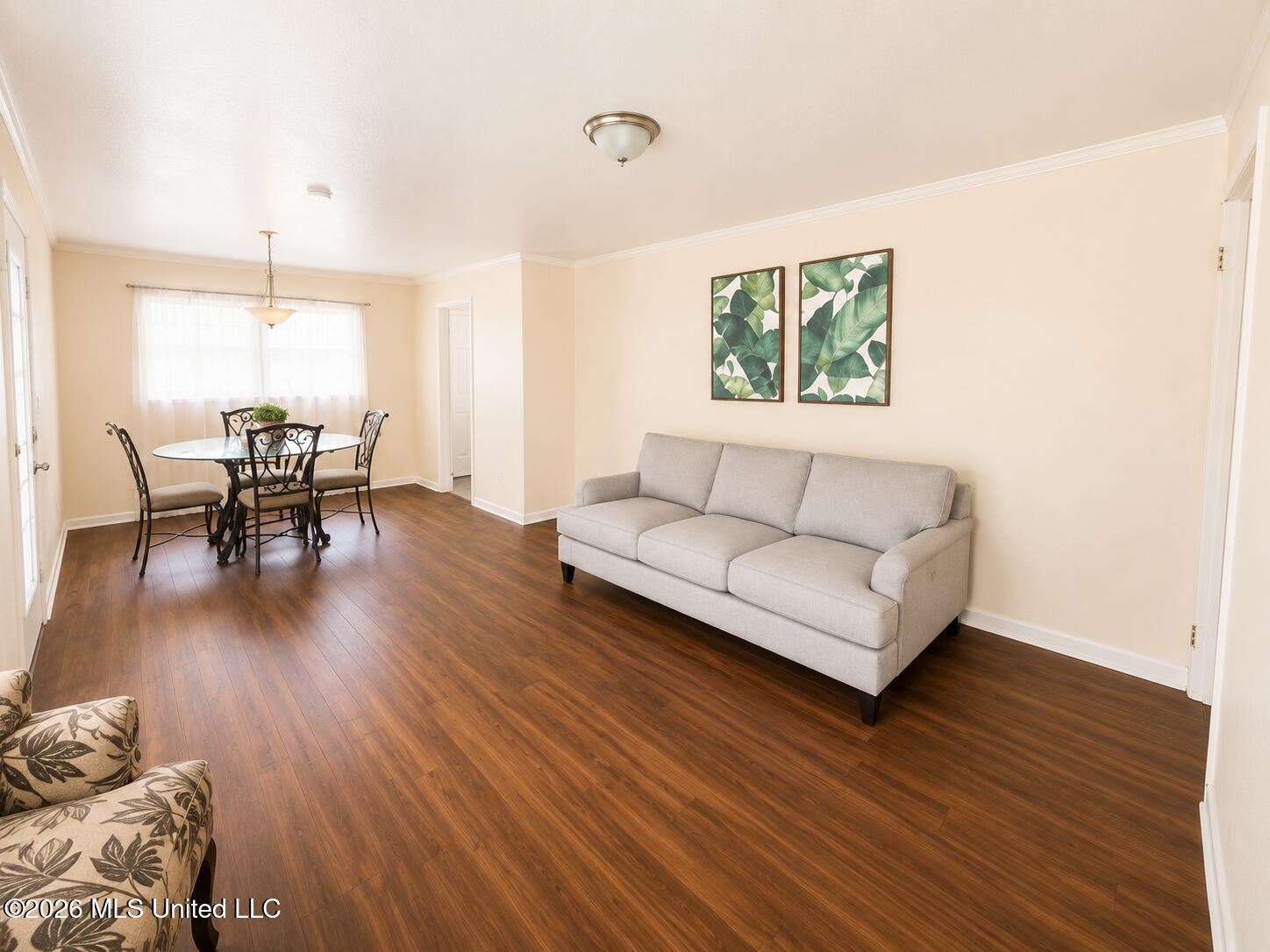 401 Carpenter Street Property Photo 14