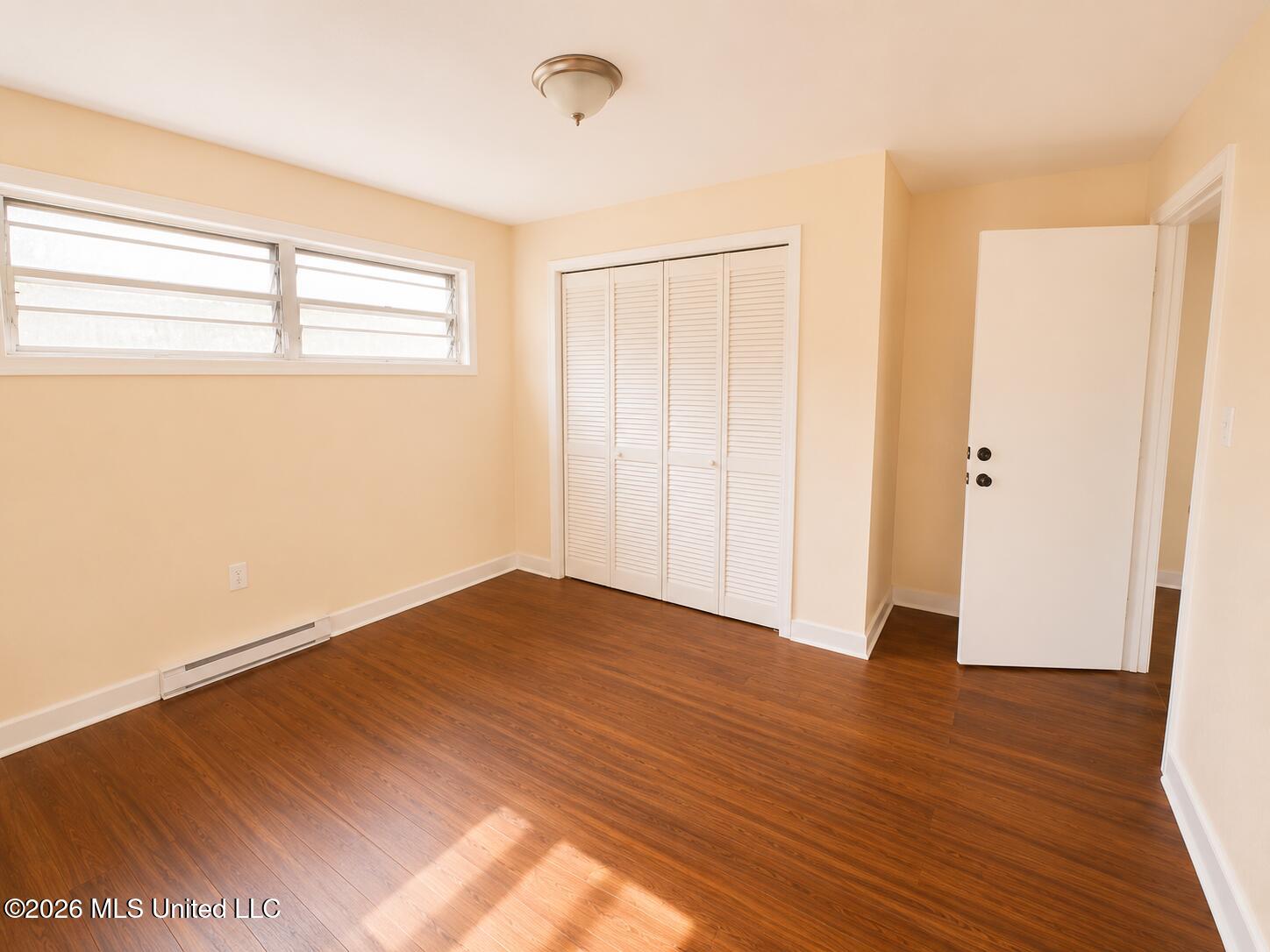 401 Carpenter Street Property Photo 23
