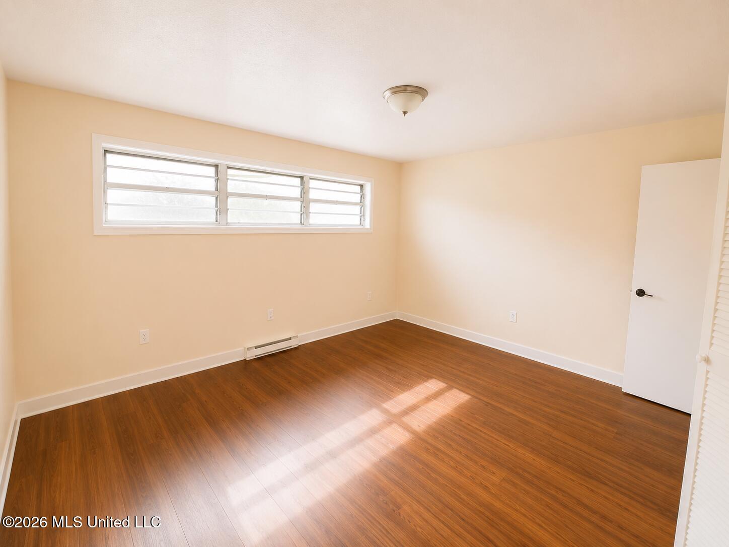 401 Carpenter Street Property Photo 24