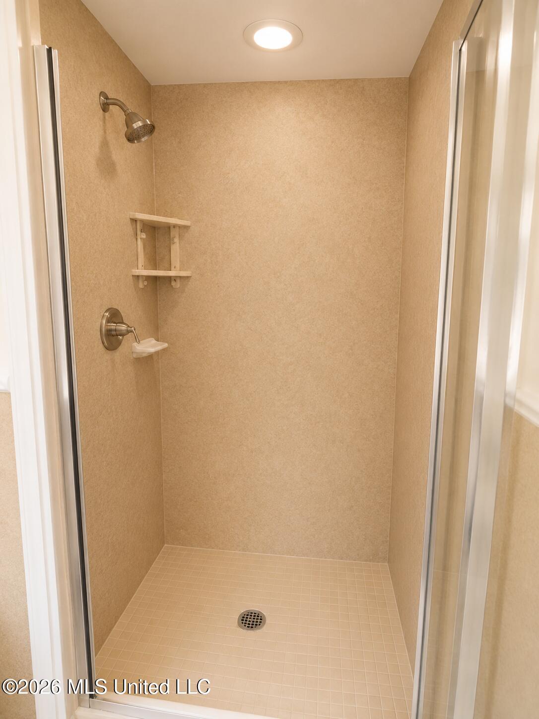 401 Carpenter Street Property Photo 28