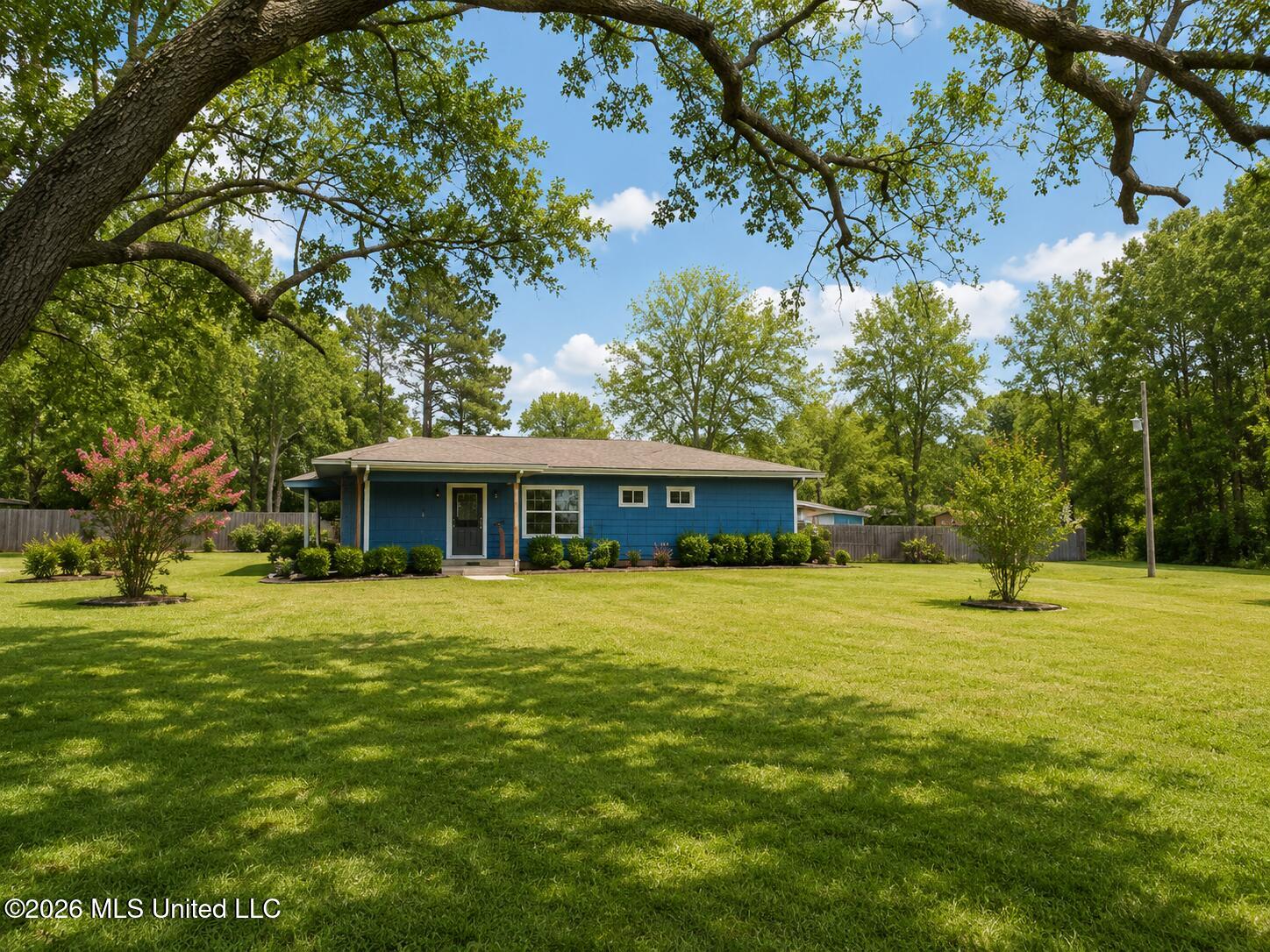 401 Carpenter Street Property Photo 33