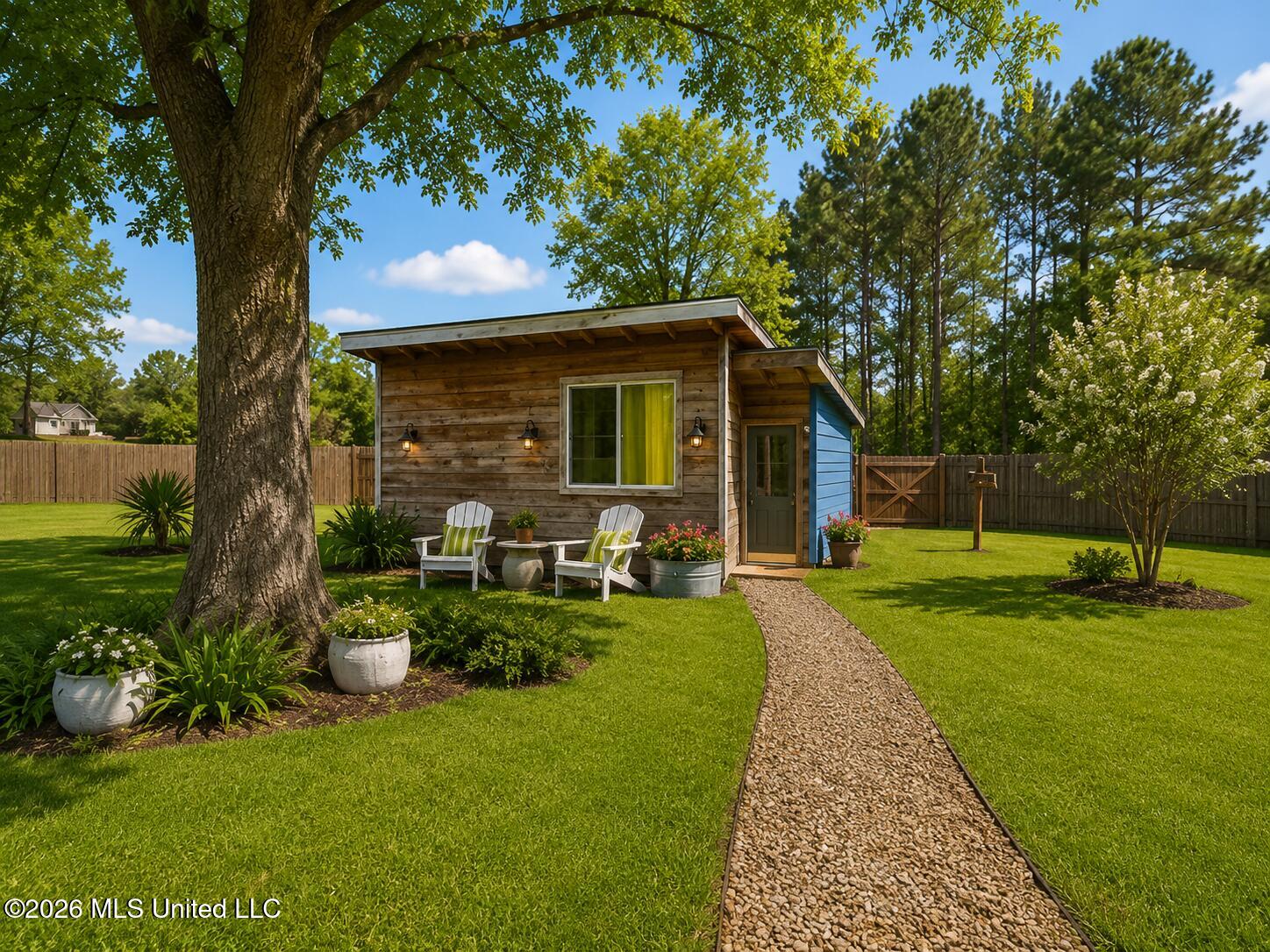 401 Carpenter Street Property Photo 37