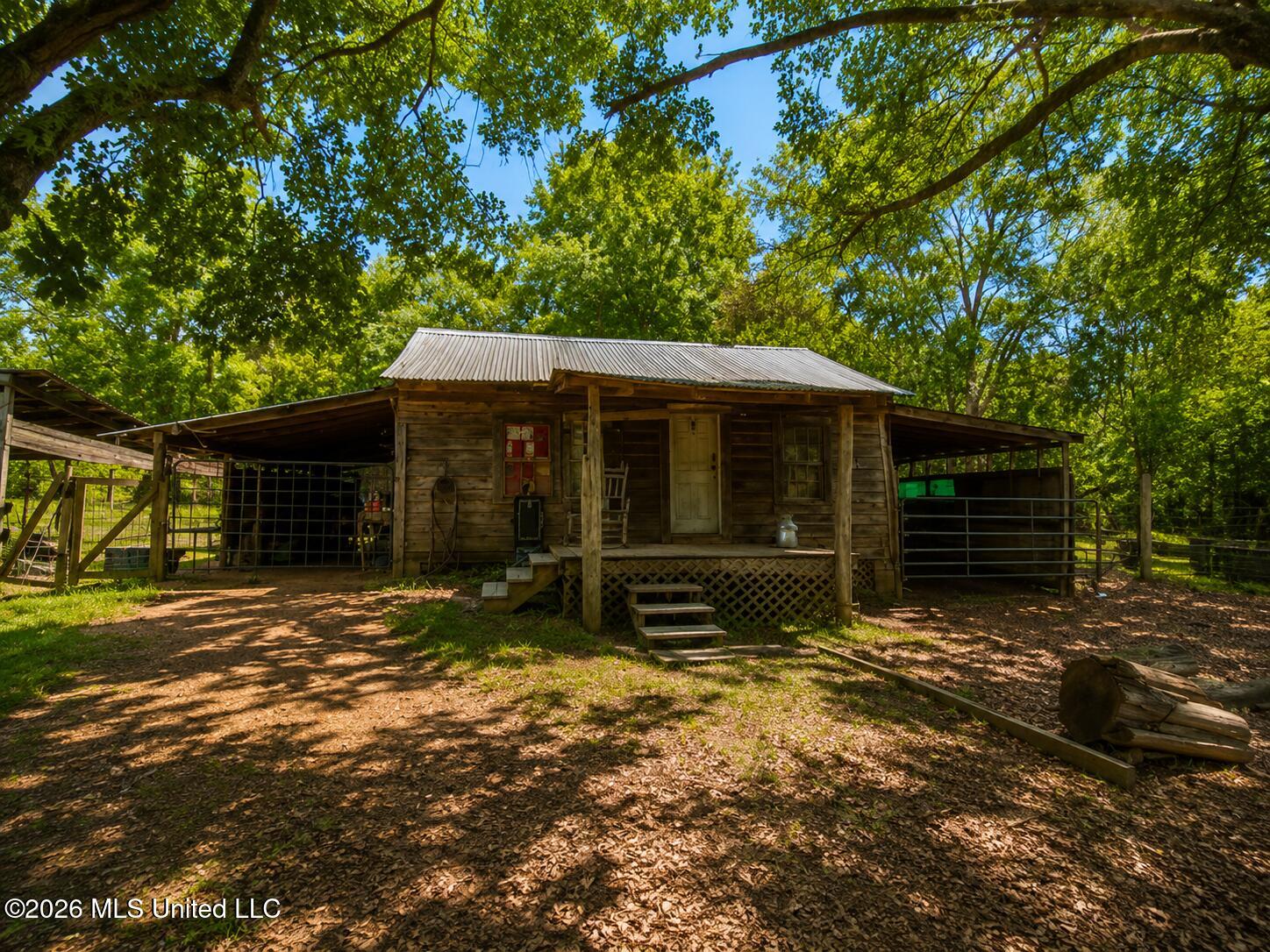 401 Carpenter Street Property Photo 48