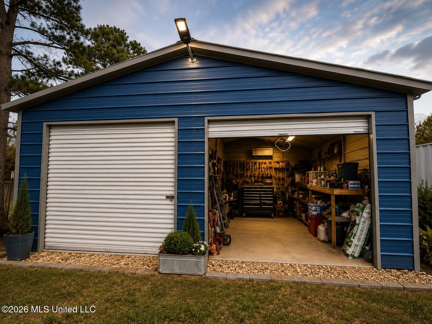 401 Carpenter Street Property Photo 60