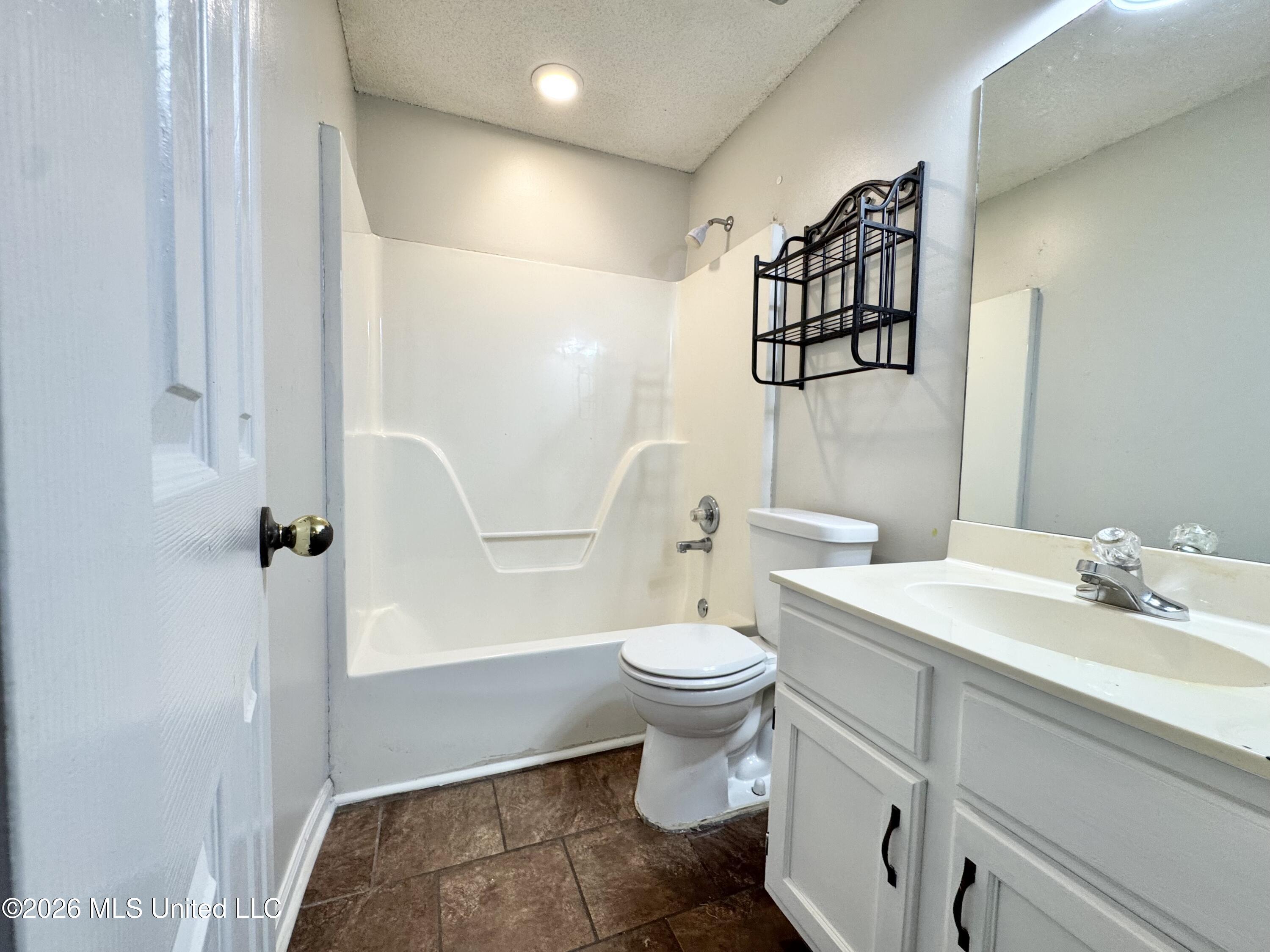 6549 Valerie Drive Property Photo 13