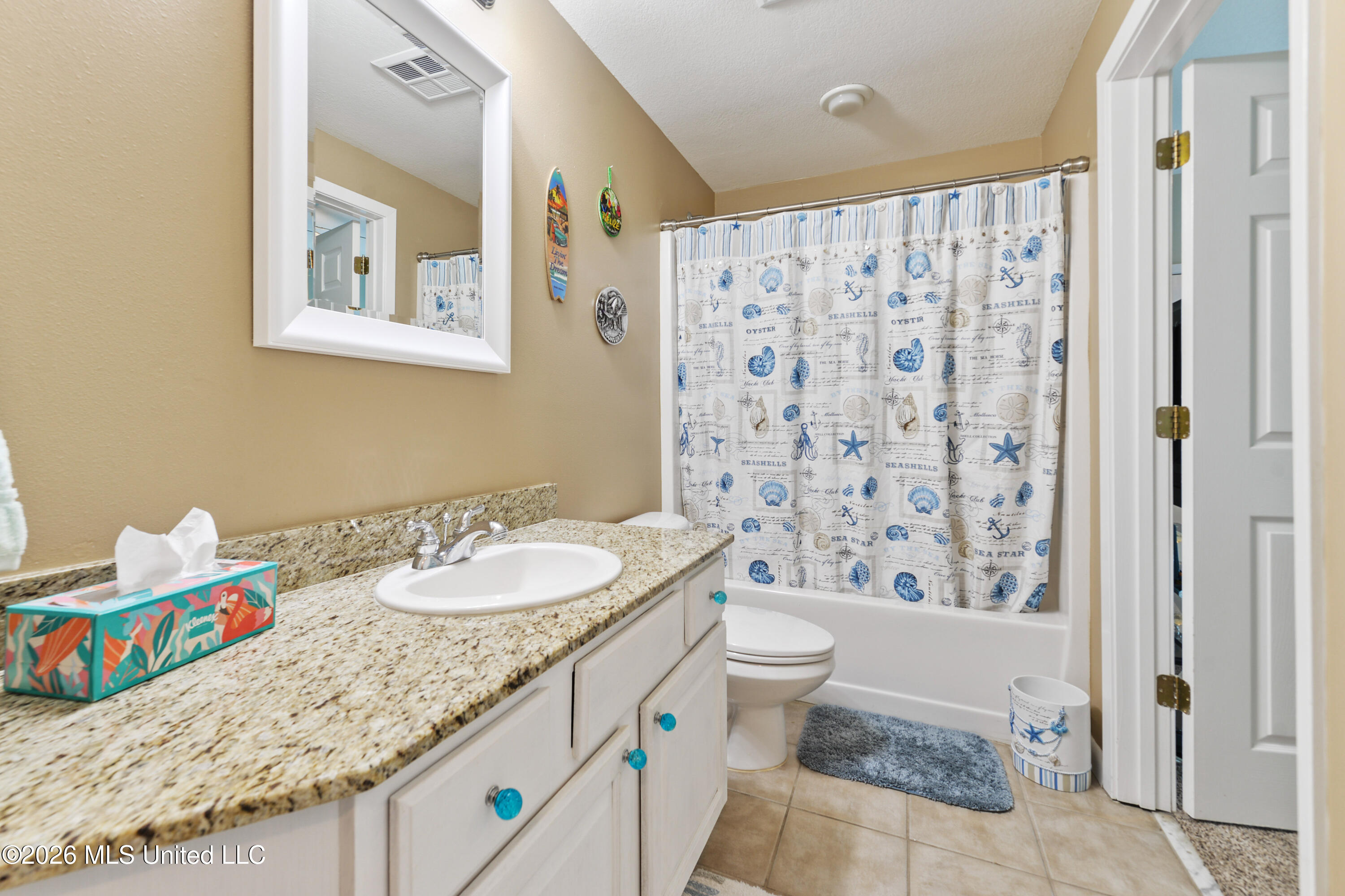 2230 Beach Drive Property Photo 18