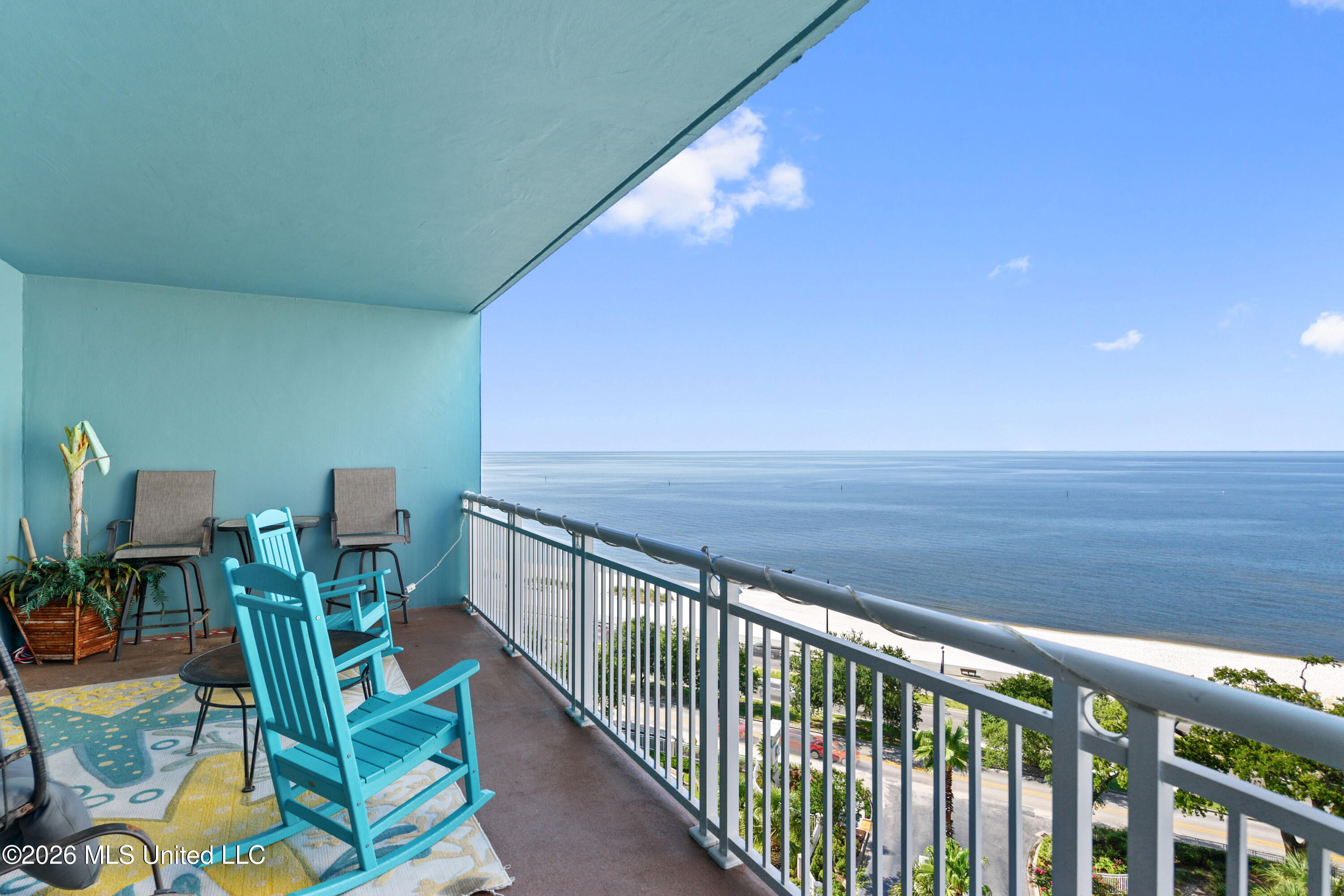 2230 Beach Drive Property Photo 20